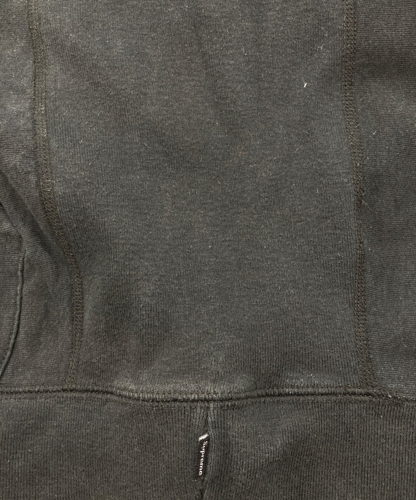 [Pre-owned] SUPREME Embossed Logo Hooded Sweatshirt