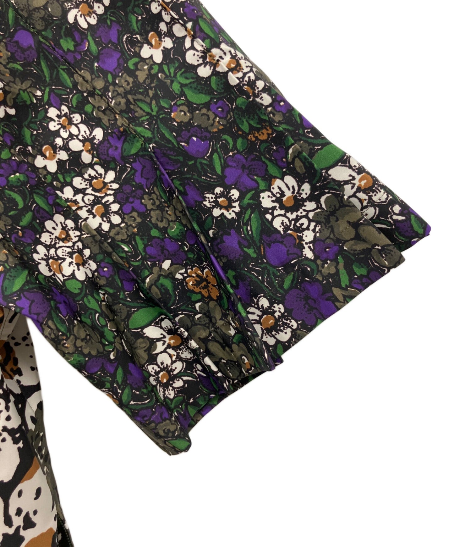 [Pre-owned] sacai Floral Print Shirt 23-06654