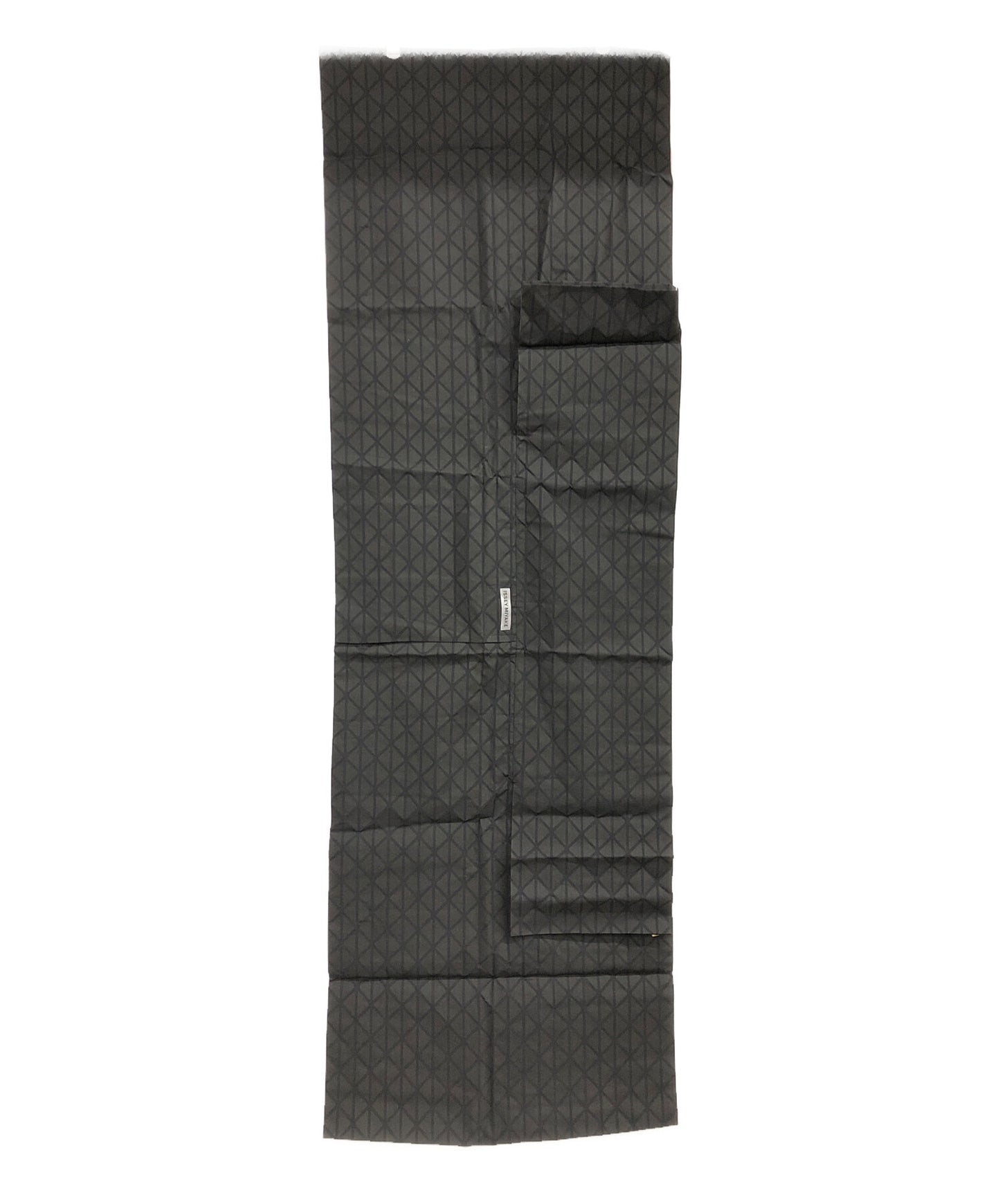 [Pre-owned] ISSEY MIYAKE BLINK Triangle Piece Stole 2200599914018