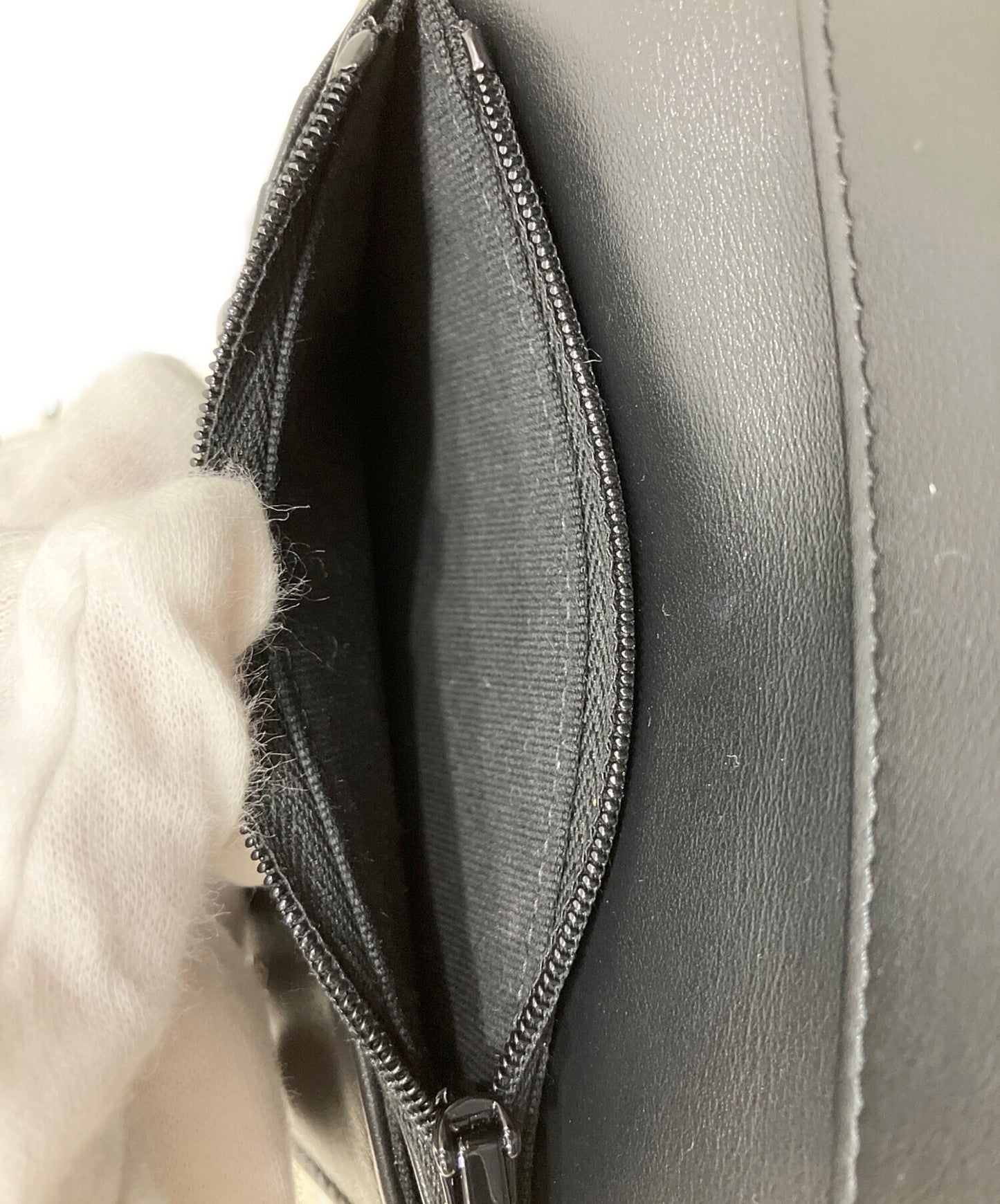 [Pre-owned] CHANEL Passport Case AP3824