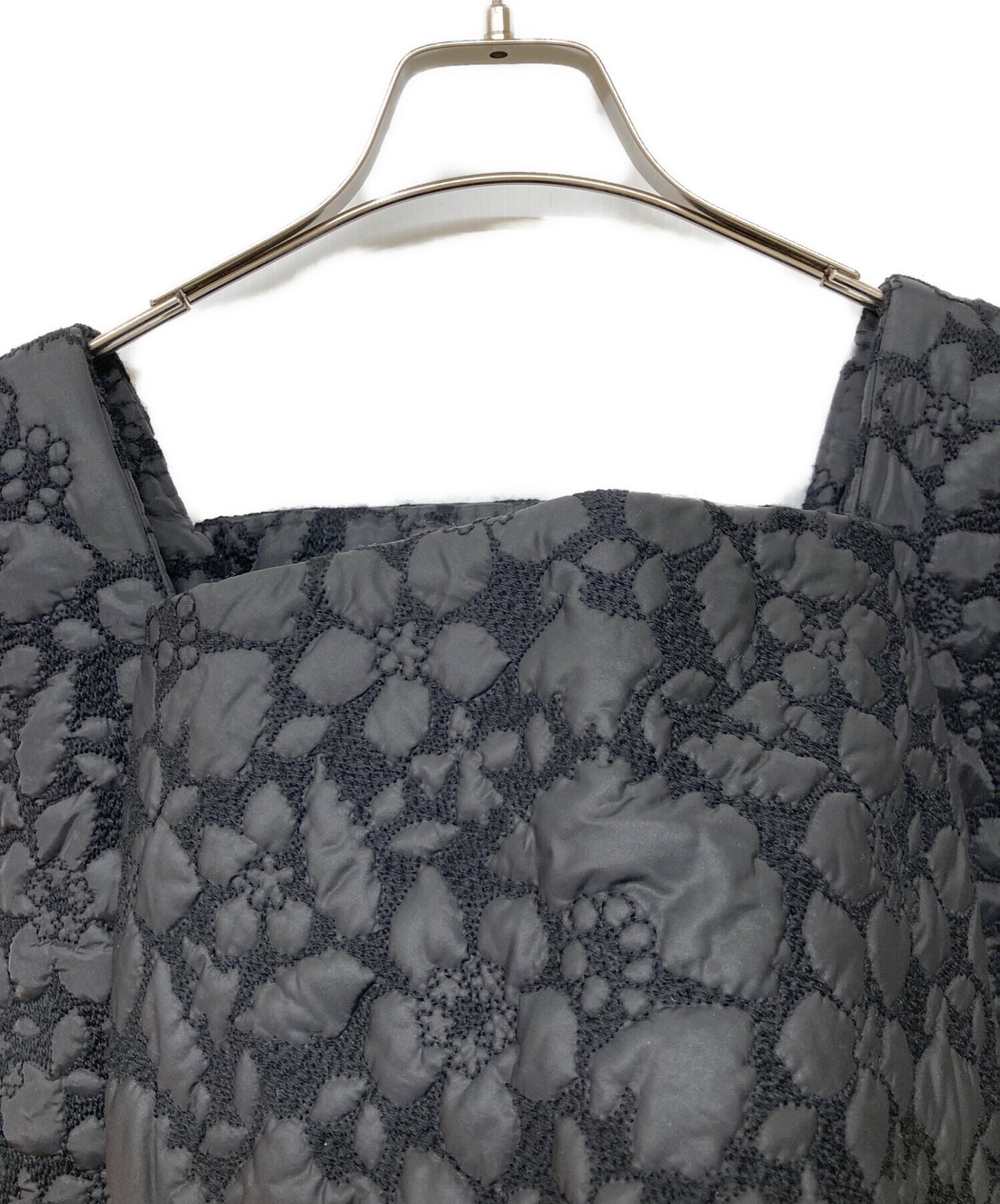 [Pre-owned] COMME des GARCONS Flower quilted deformed jacket GL-J008/AD2023