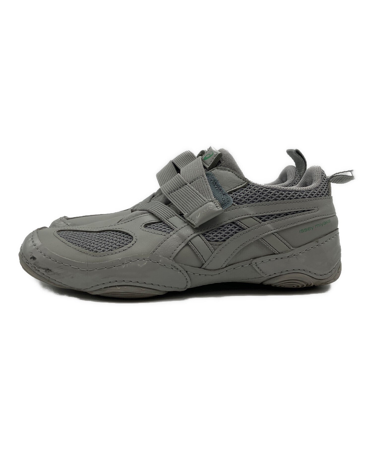 SHOES – Archive Factory