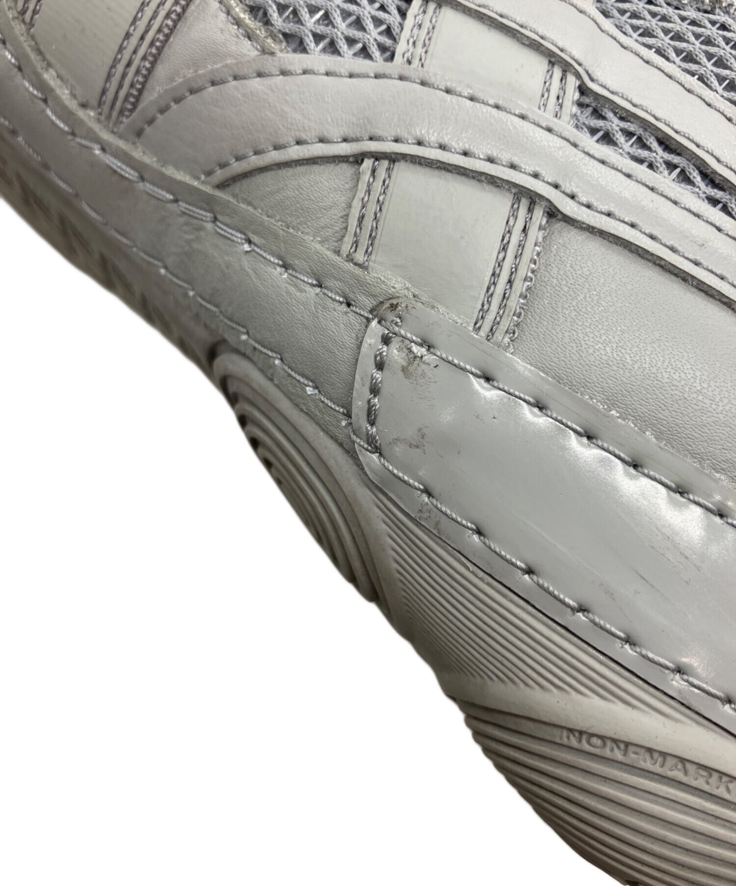 [Pre-owned] ISSEY MIYAKE HYPER TAPING Sneakers 1203B189