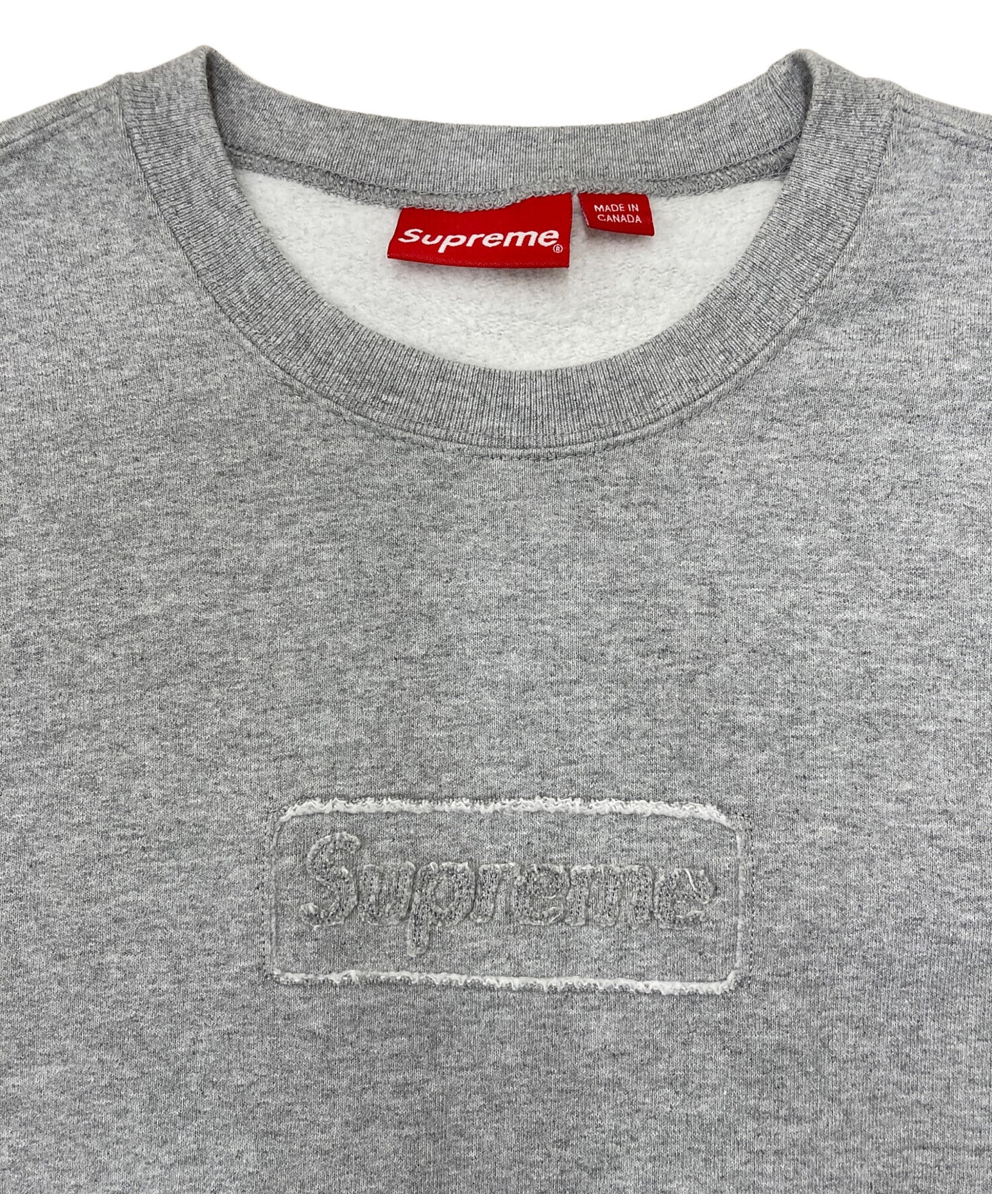 [Pre-owned] SUPREME Cutout Logo Crewneck