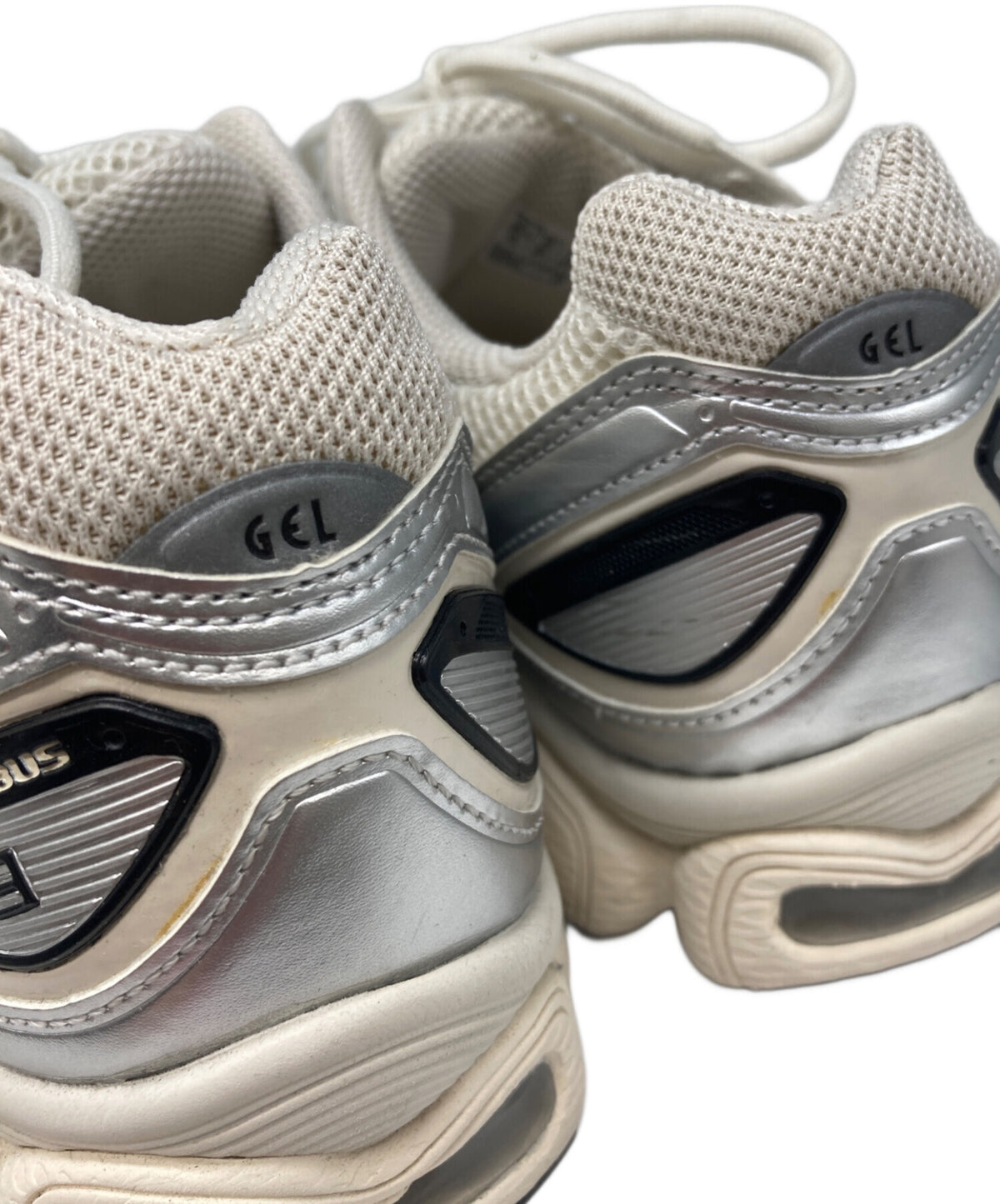 [Pre-owned] asics GEL-NIMBUS 9  1201A424-105