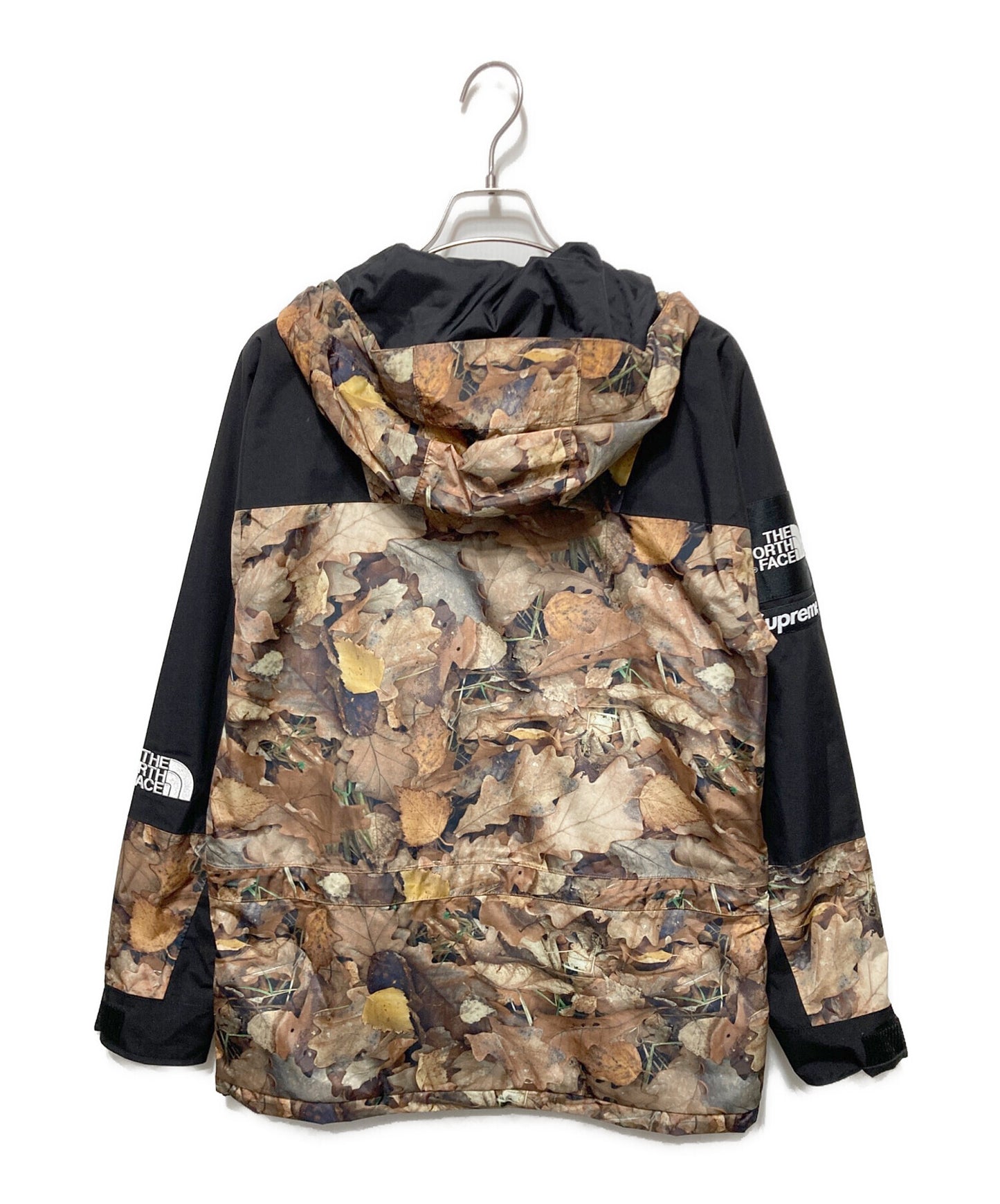 [Pre-owned] SUPREME Leaves Mountain Light Jacket NP51601I