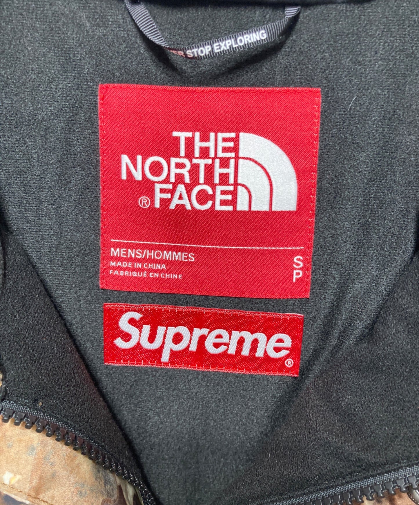 [Pre-owned] SUPREME Leaves Mountain Light Jacket NP51601I