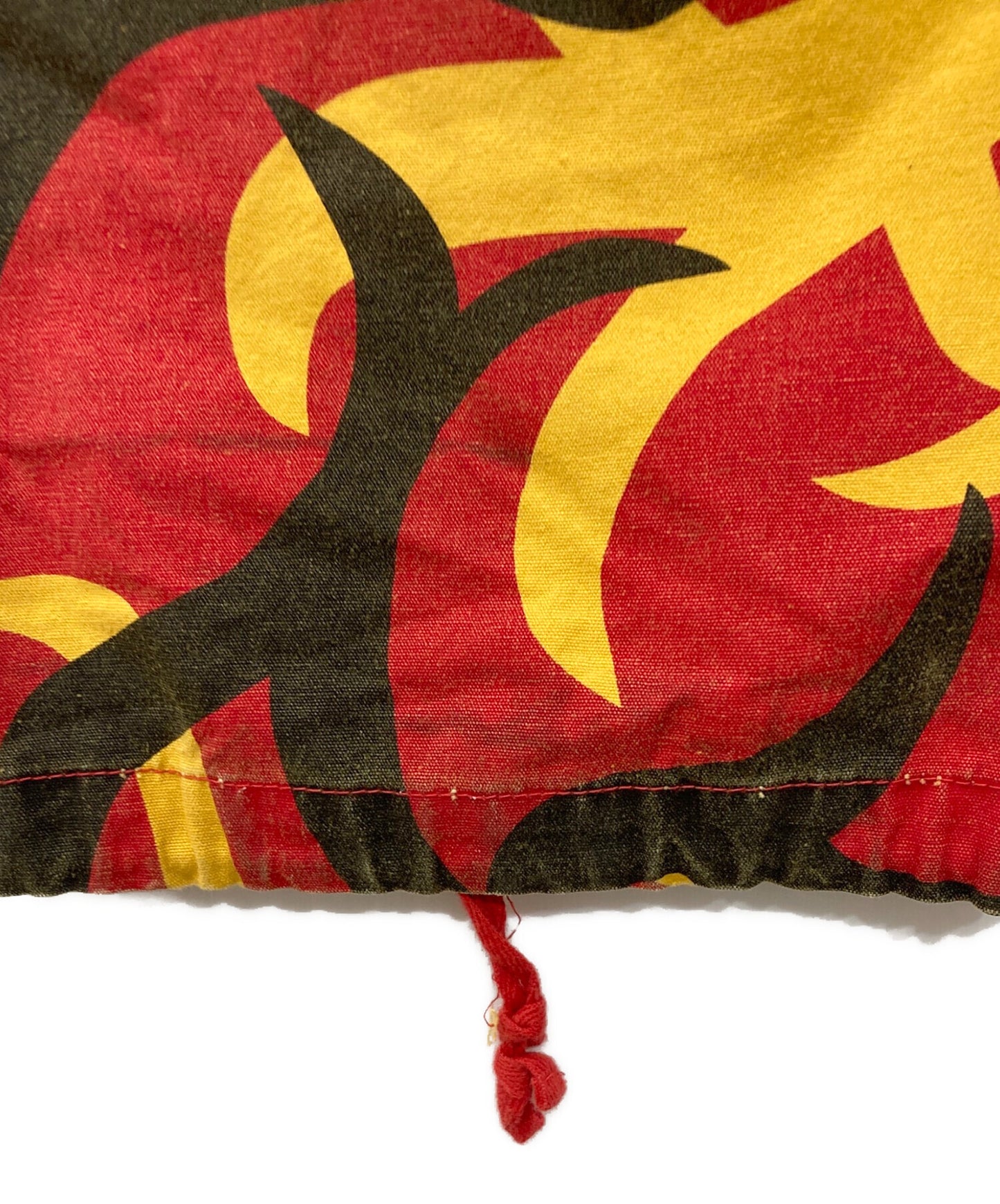 [Pre-owned] SUPREME Tribal camo cargo pants