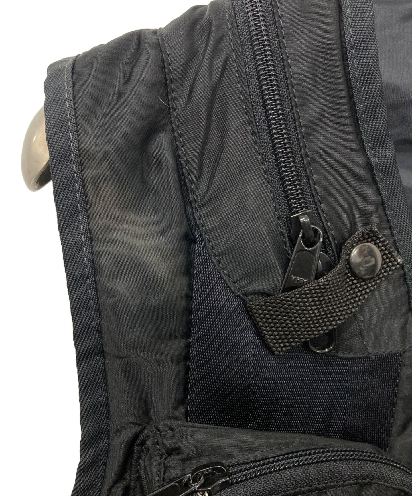 [Pre-owned] ISSEY MIYAKE Tactical vest/multi-pocket vest ME49-AG002