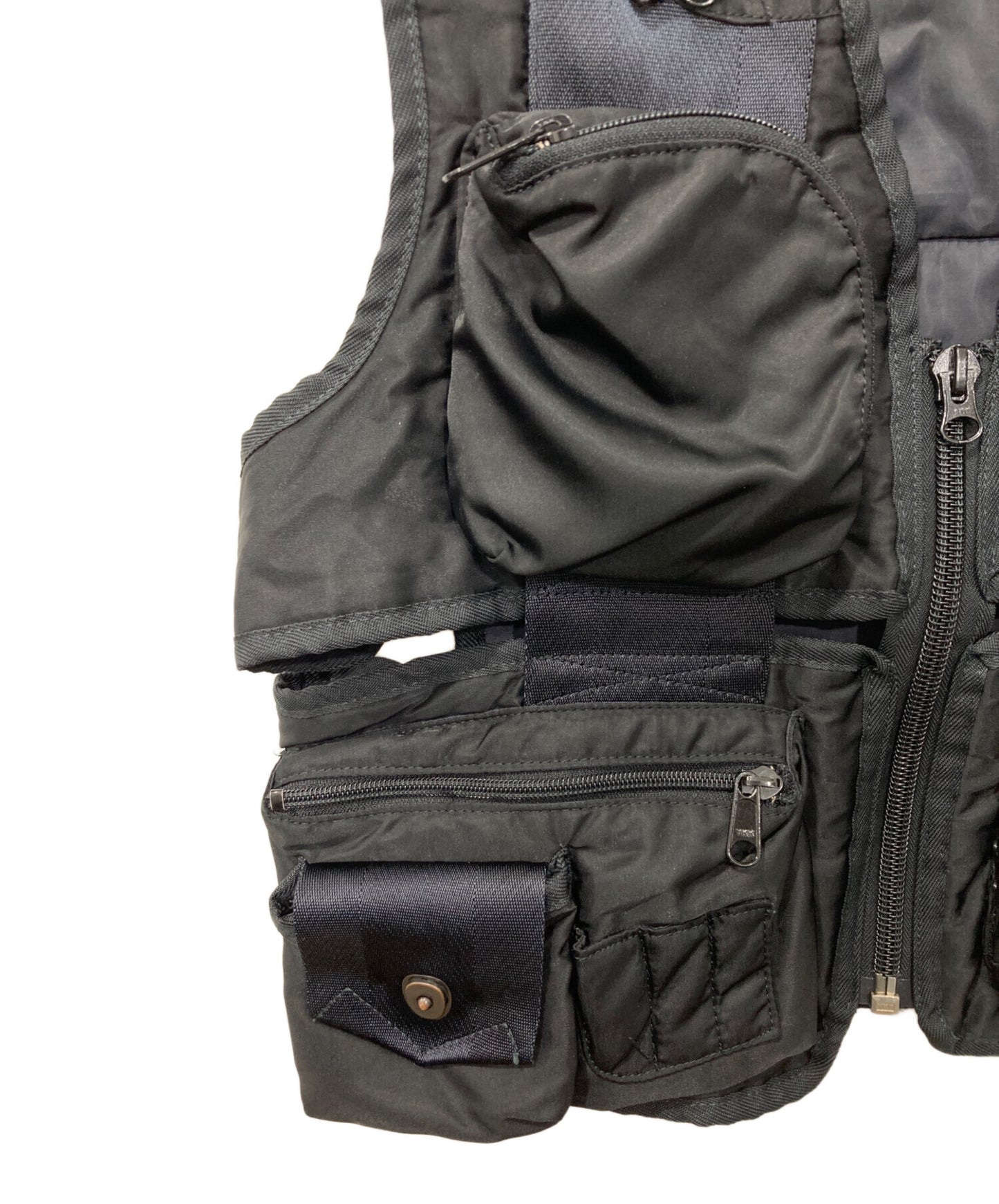 [Pre-owned] ISSEY MIYAKE Tactical vest/multi-pocket vest ME49-AG002