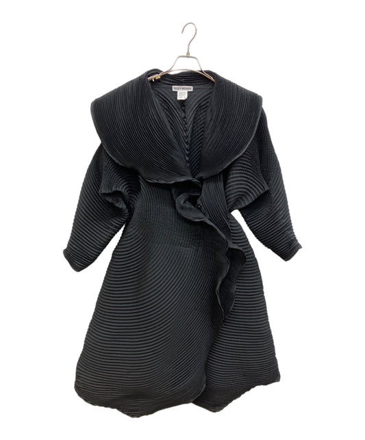 [Pre-owned] ISSEY MIYAKE Pleated Design Steam Stretch Coat IM44FA506