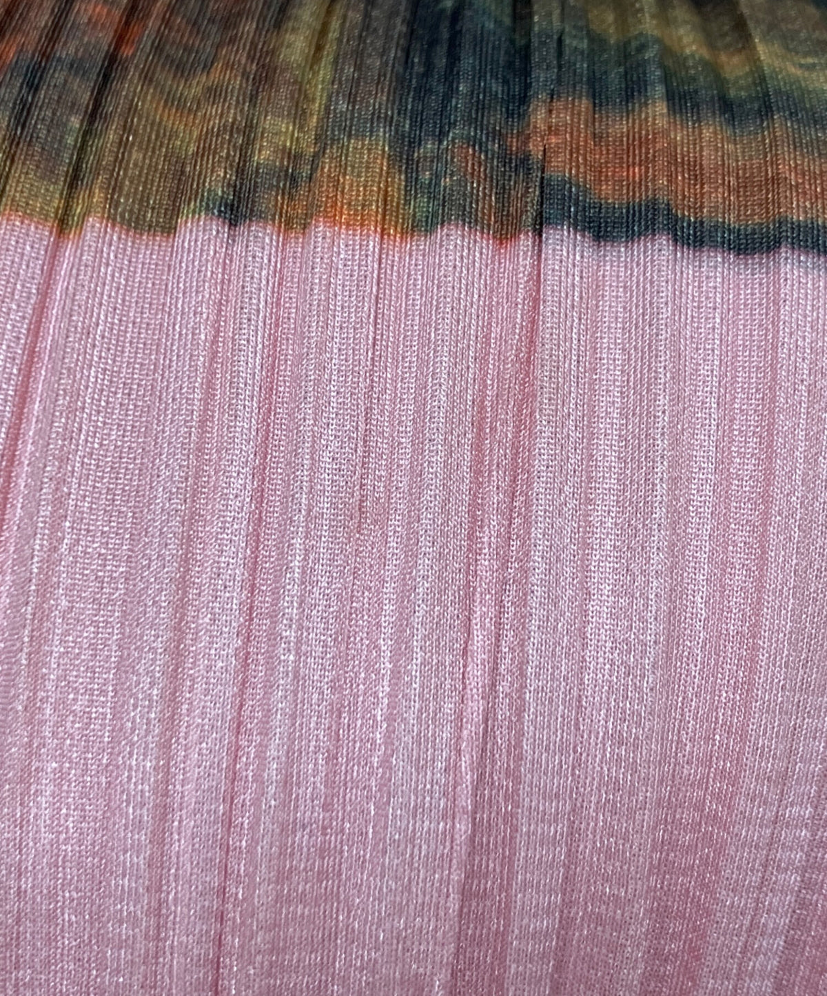 [Pre-owned] PLEATS PLEASE Sleeveless Pleated T-Shirt with Parfait Print PP06-JK501