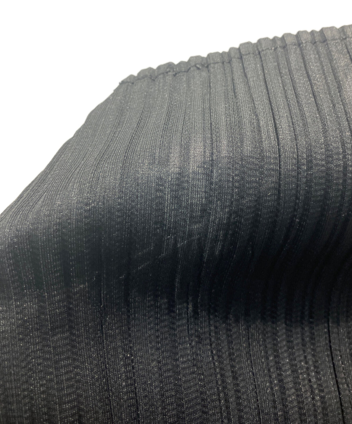 [Pre-owned] PLEATS PLEASE Pleated High-Neck T-Shirt PP04-JK604