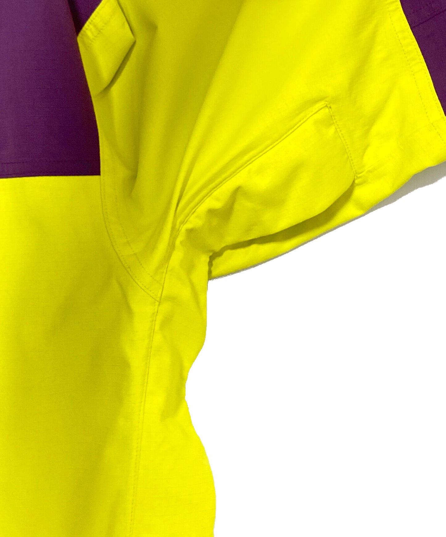 [Pre-owned] SUPREME EXPEDITION JACKET ( Expedition Jacket ) NP61810I