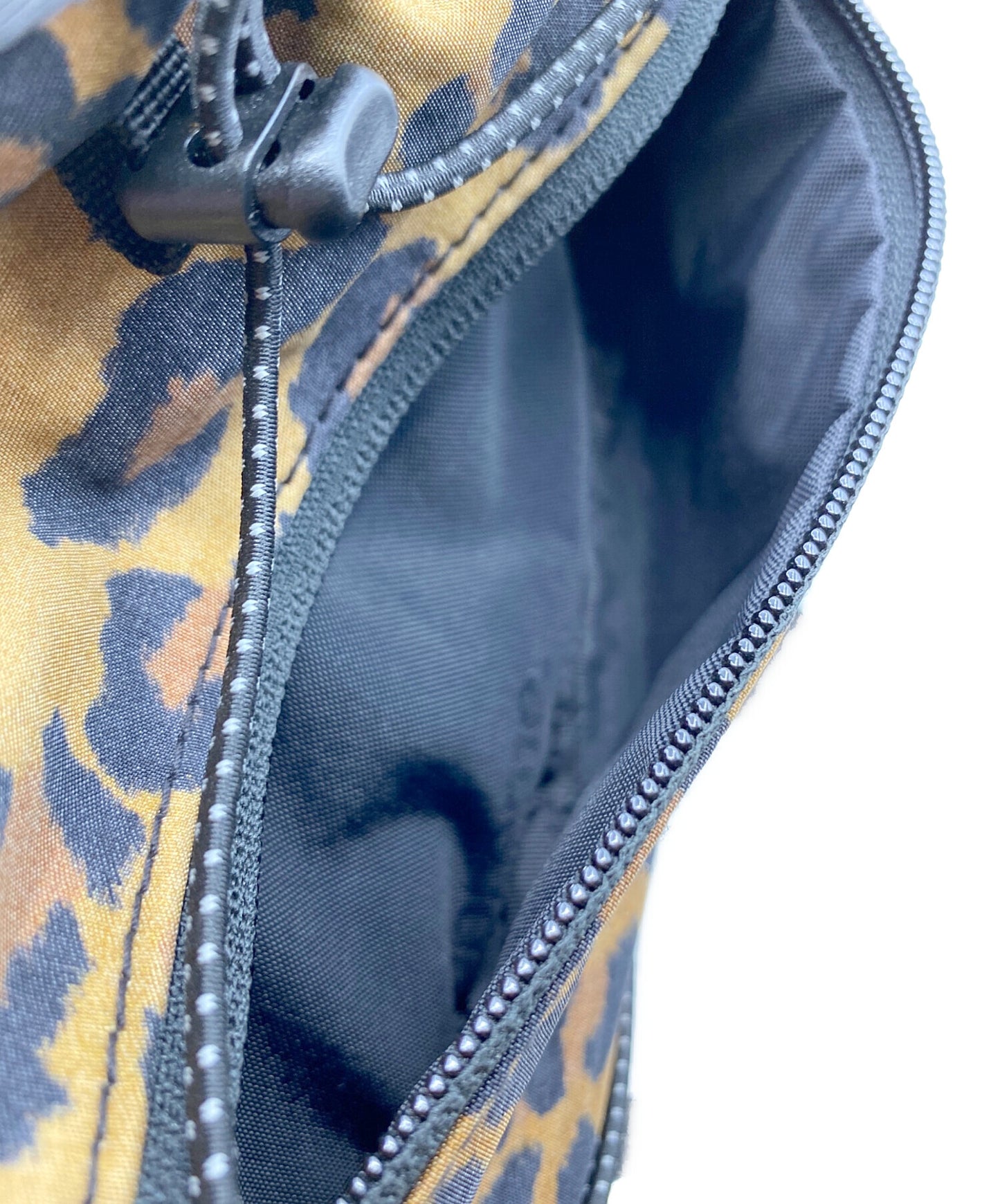 [Pre-owned] SUPREME LEOPARD WAIST BAG ( Leopard Waist Bag )