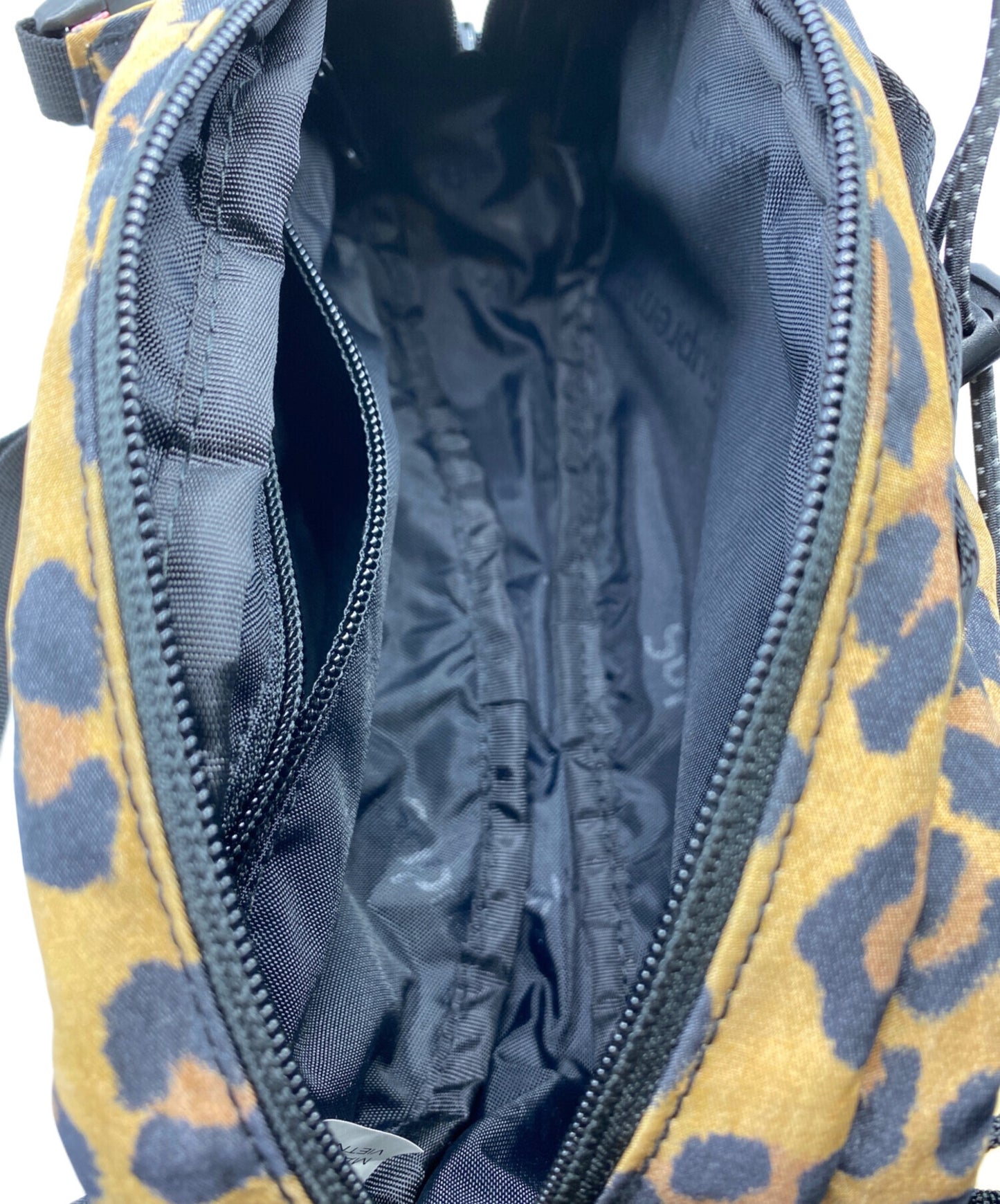 [Pre-owned] SUPREME LEOPARD WAIST BAG ( Leopard Waist Bag )