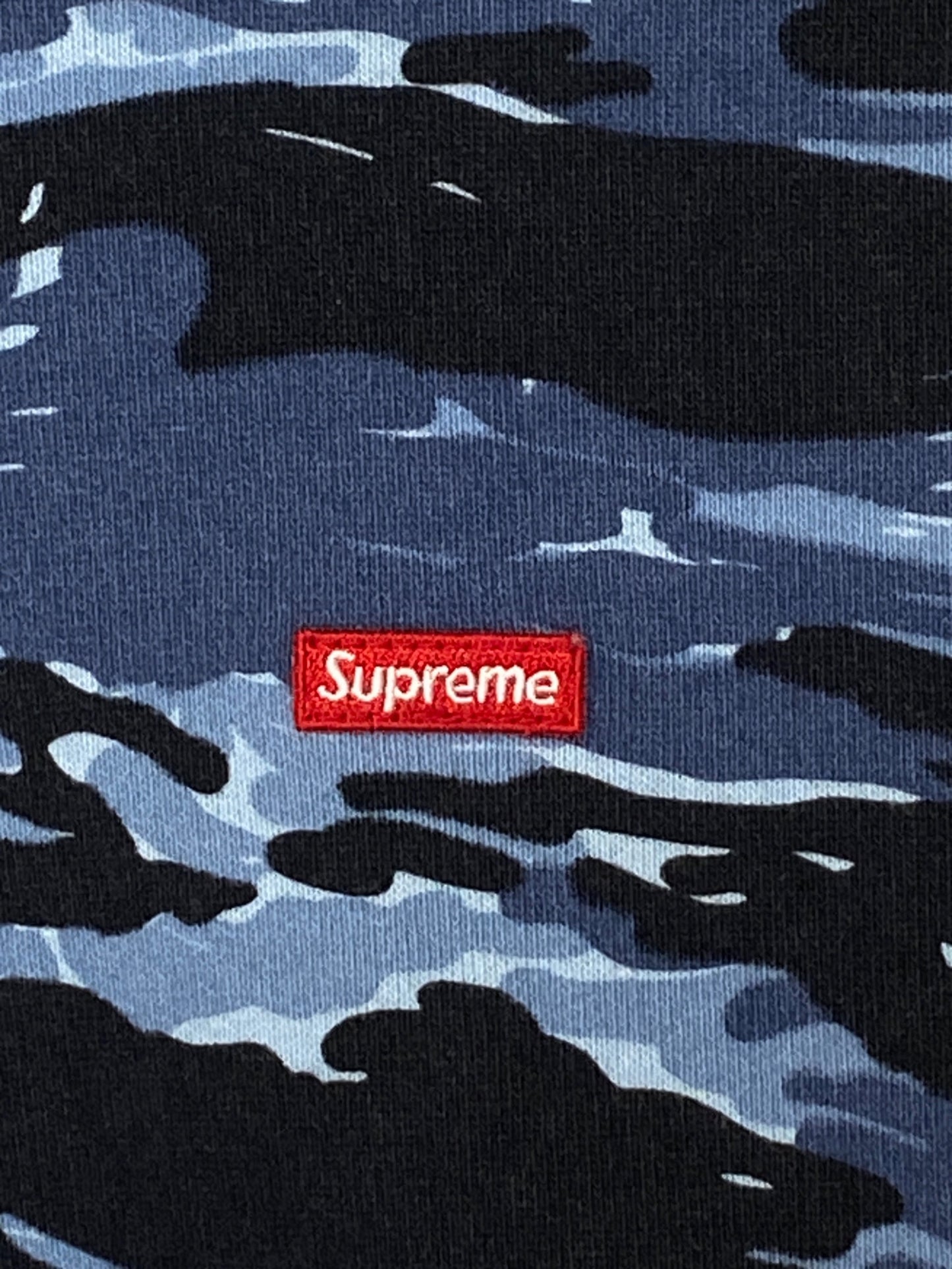 [Pre-owned] SUPREME Small Box Hooded Sweatshirt
