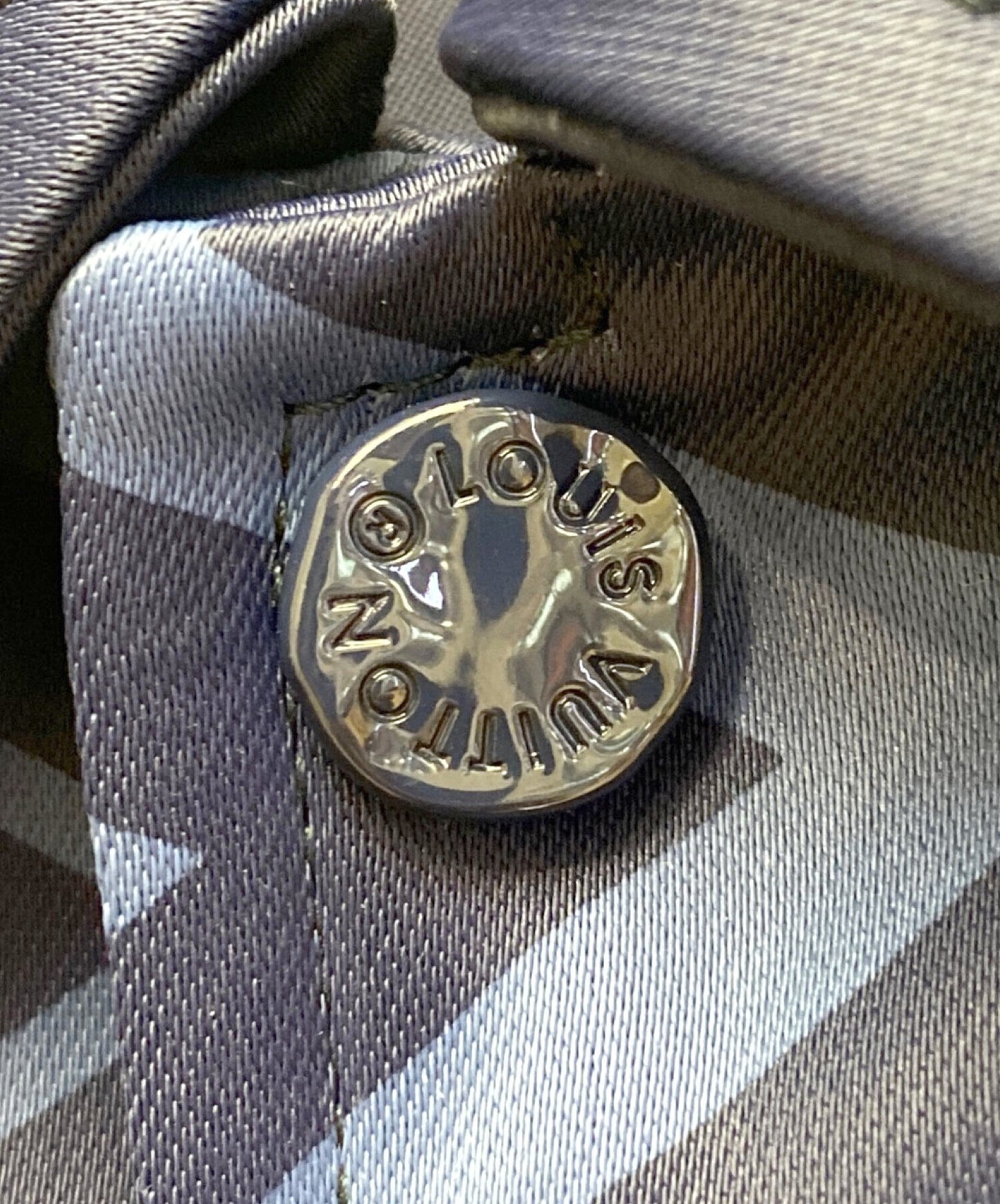 [Pre-owned] LOUIS VUITTON Monogram Design Rayon Coach Blouson/Color Column Souvenir Jacket RM222V MW1 HNB20E