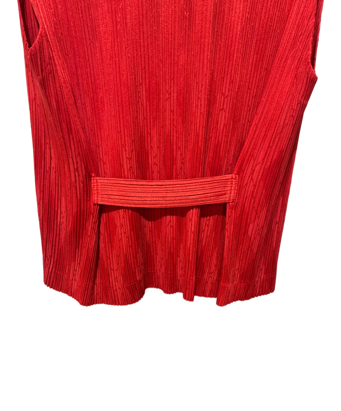[Pre-owned] ISSEY MIYAKE Pleated Sleeveless Vest IM63-FE901