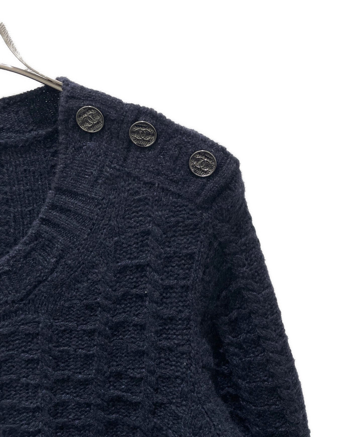 [Pre-owned] CHANEL Coco button cashmere blend dress/long sleeve dress P75622K10839 circa 2023