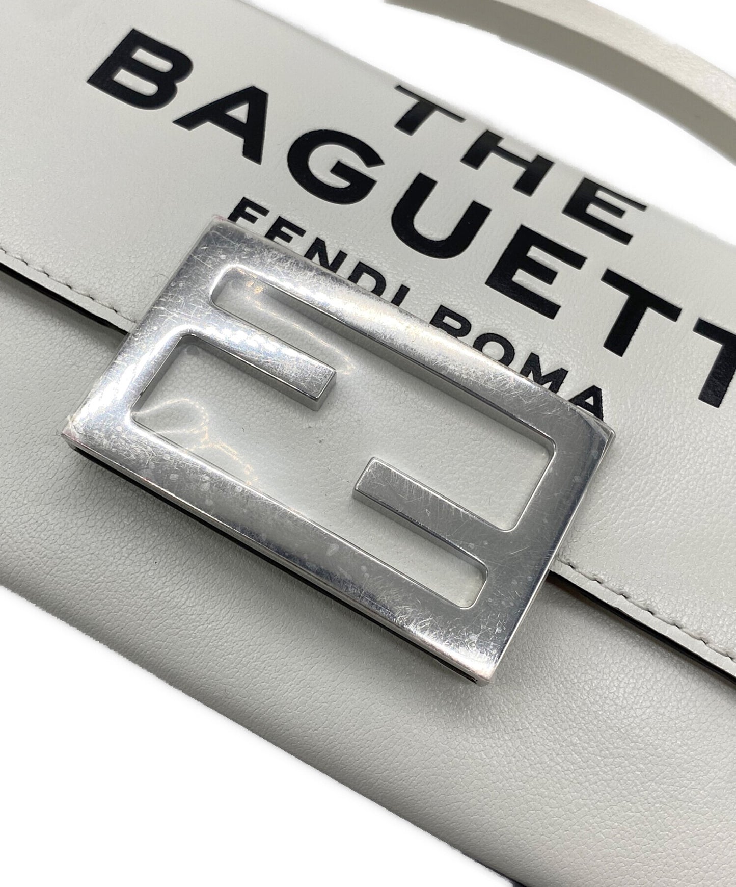 [Pre-owned] FENDI Micro bucket shoulder pouch AMWZ F1C6C