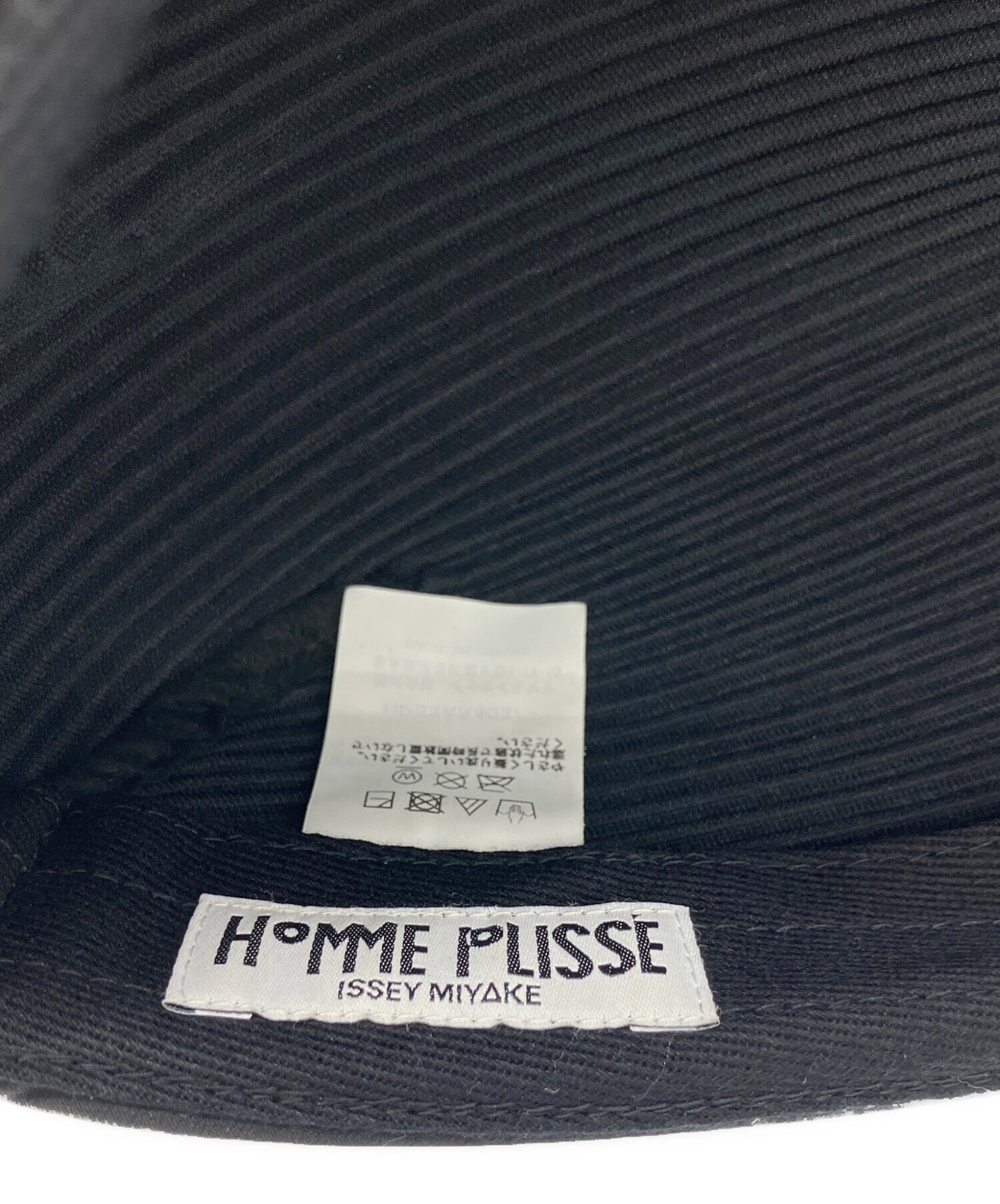 [Pre-owned] HOMME PLISSE ISSEY MIYAKE PLEATS CAP HP33AA403