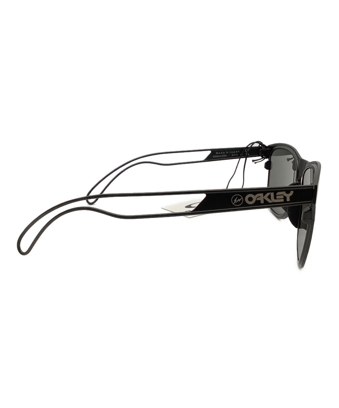 Oakley X 조각 디자인 선글라스 0OO6044