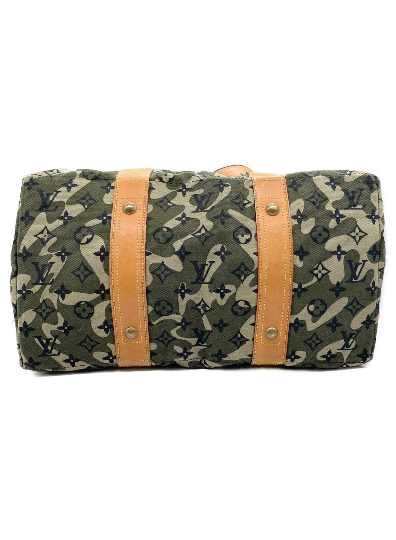 Louis Vuitton Monogram Camouflage ถาด M95783