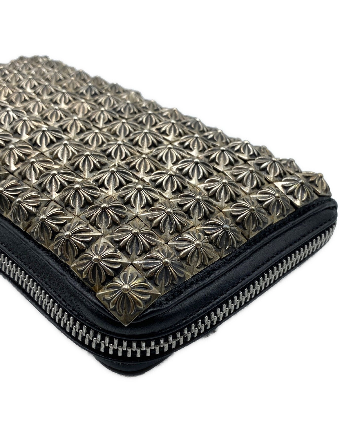 [Pre-owned] CHROME HEARTS Pyramid studded wallet