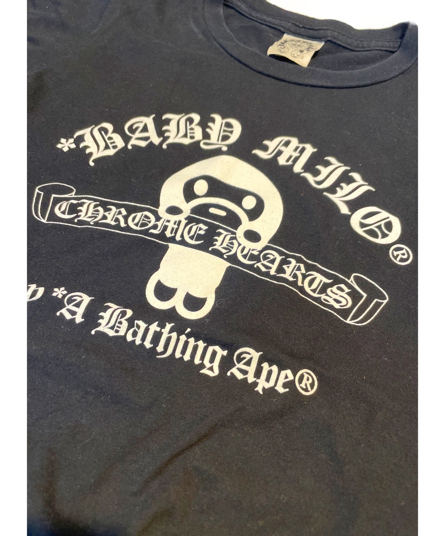 Chrome Hearts x 목욕 원숭이 밀로 로고 프린트 티셔츠