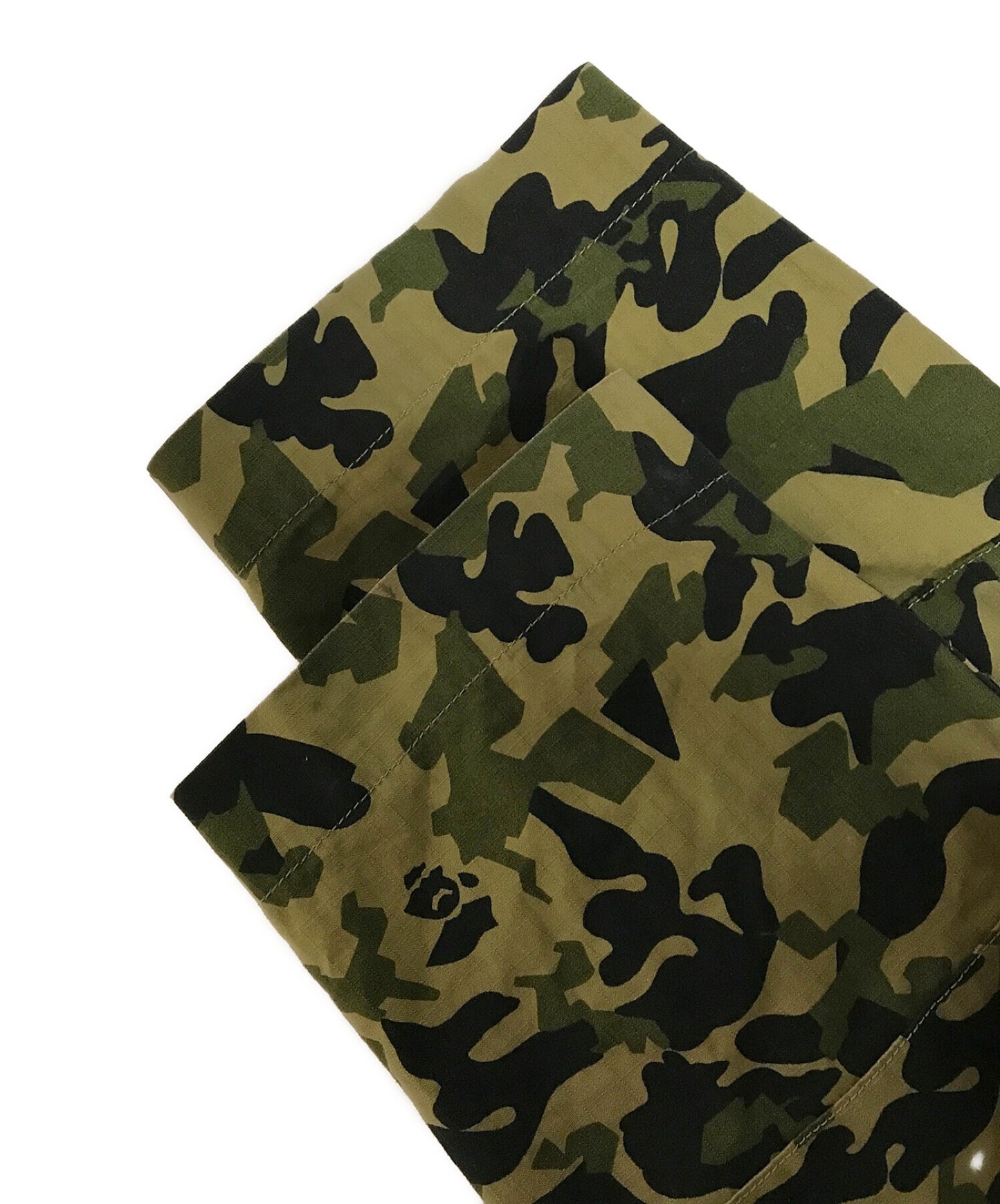 [Pre-owned] A BATHING APE camouflage jacket