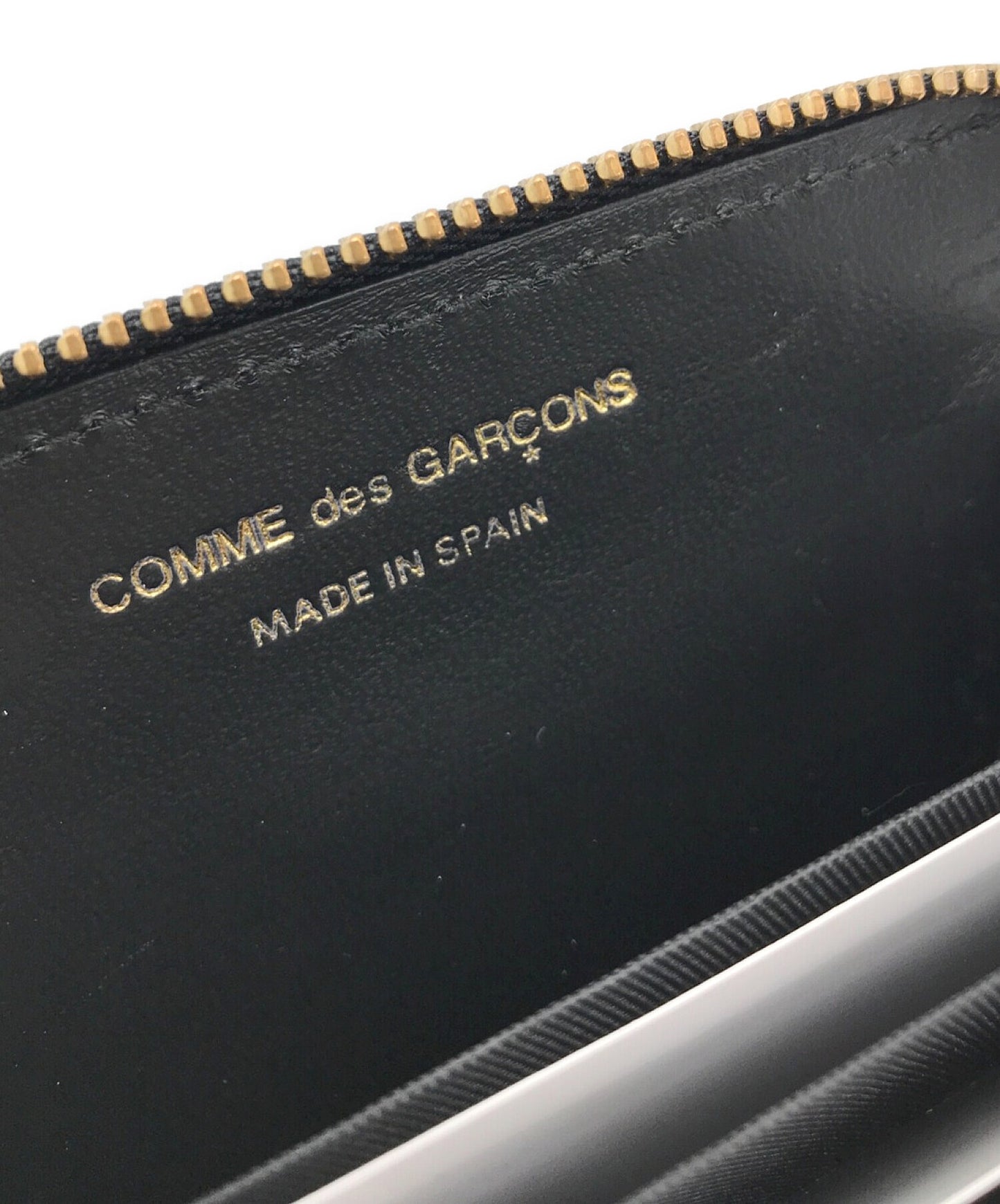 Comme des Garcons经典皮革钱包SA2110
