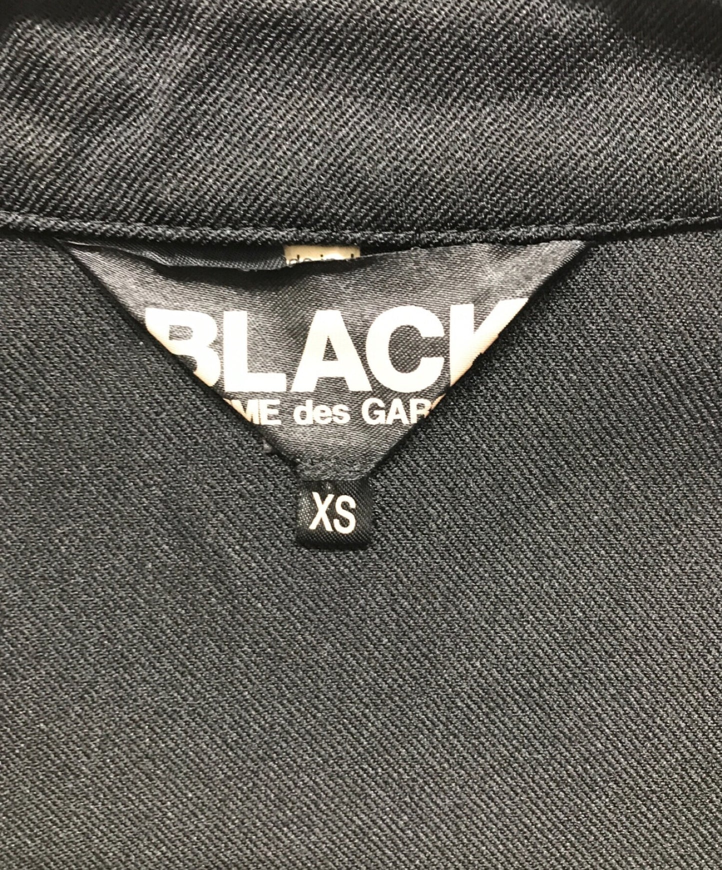 Black Comme des Garcons ประมวลผลพิเศษ studded China Jacket 1T-J033