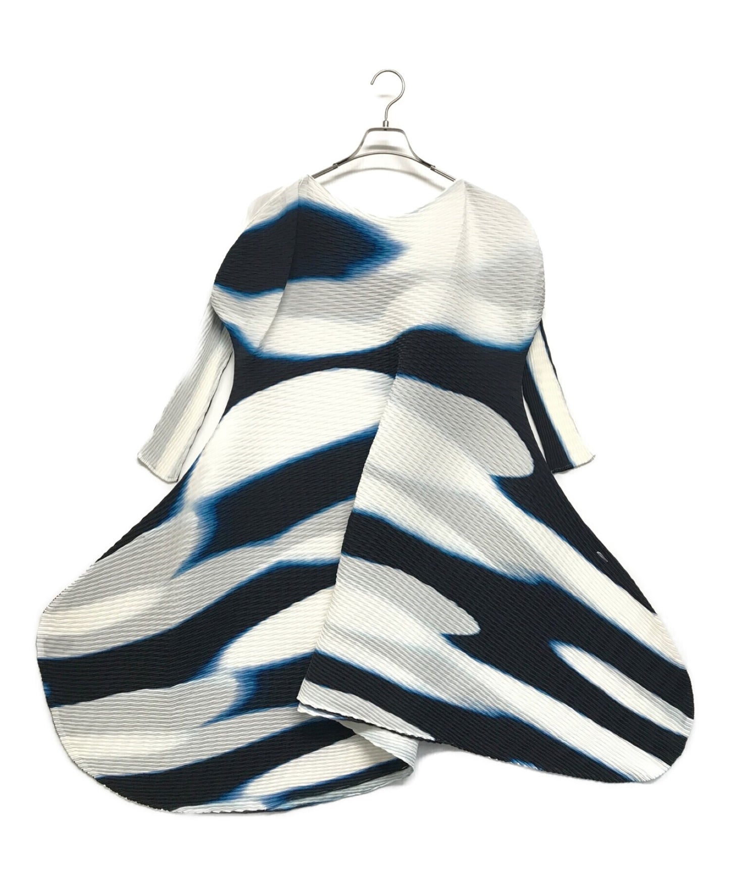 [Pre-owned] ISSEY MIYAKE pleated dress IM13FH170