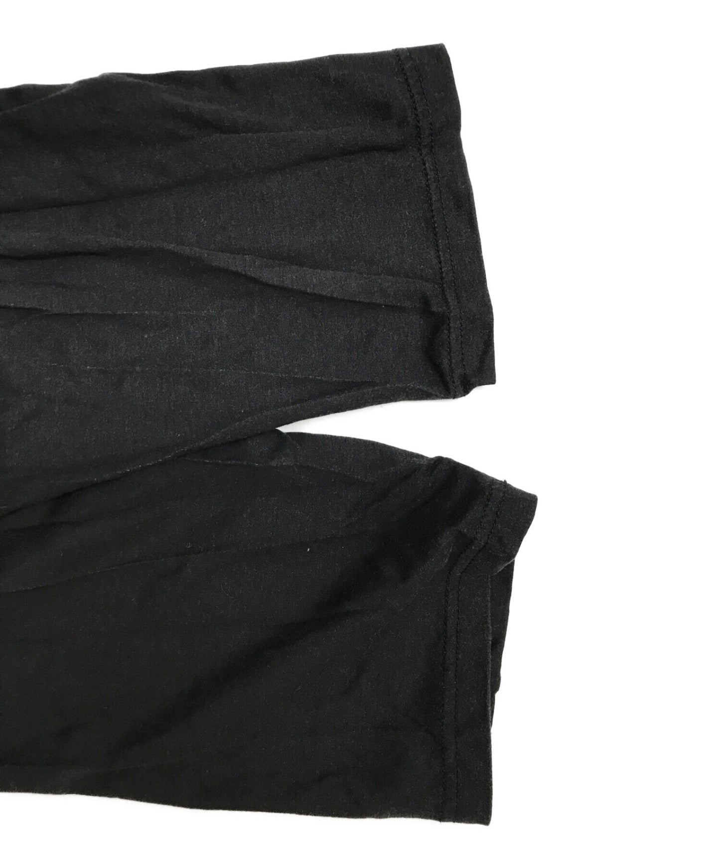 黑色醜聞Yohji Yamamoto消息打印圓頸長袖切割和縫製