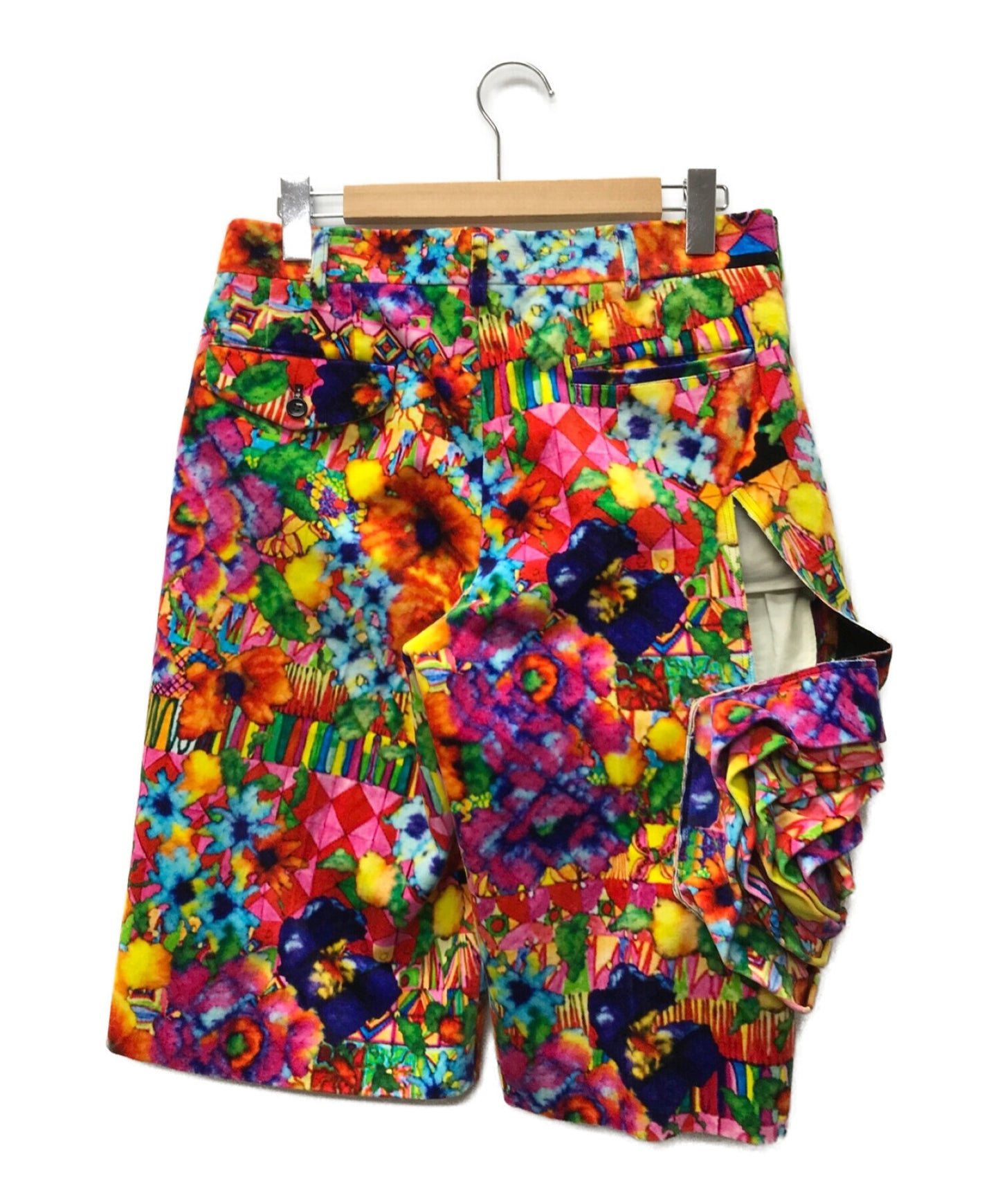 [Pre-owned] COMME des GARCONS Half pants with three-dimensional flower motif GL-P060