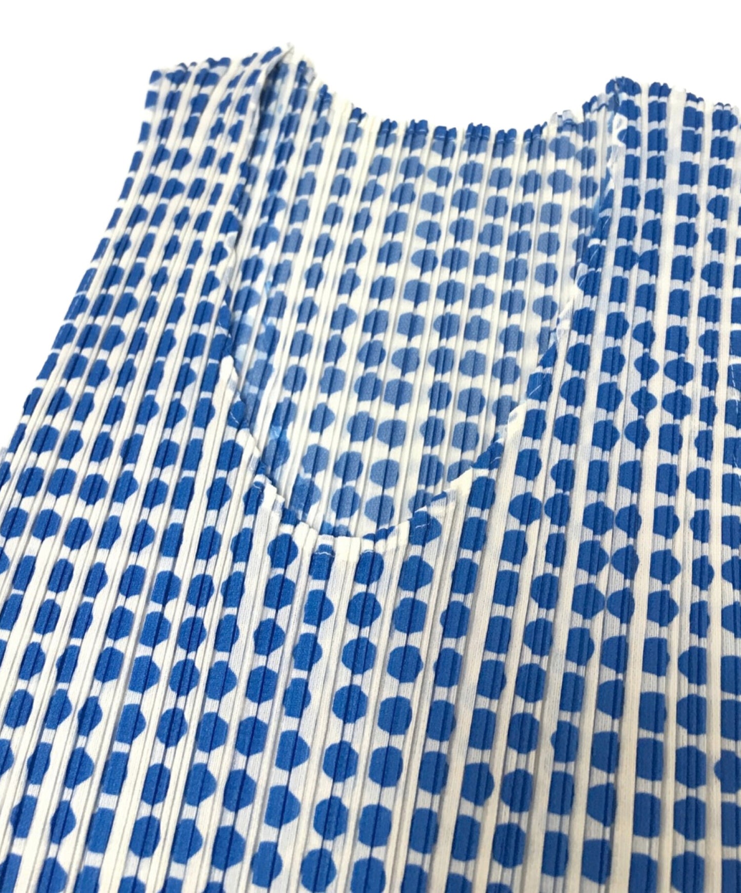 [Pre-owned] PLEATS PLEASE Dot Print Sleeveless Blouse Pleated Popular, Standard, Total Pattern Issey Miyake PP12-JK511