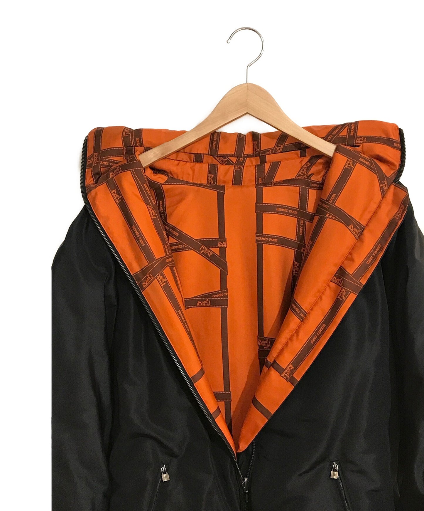 Hermes โดย Martin Margiela Ribbon Twillie Pattern Silk Jacket Down Down Jacket