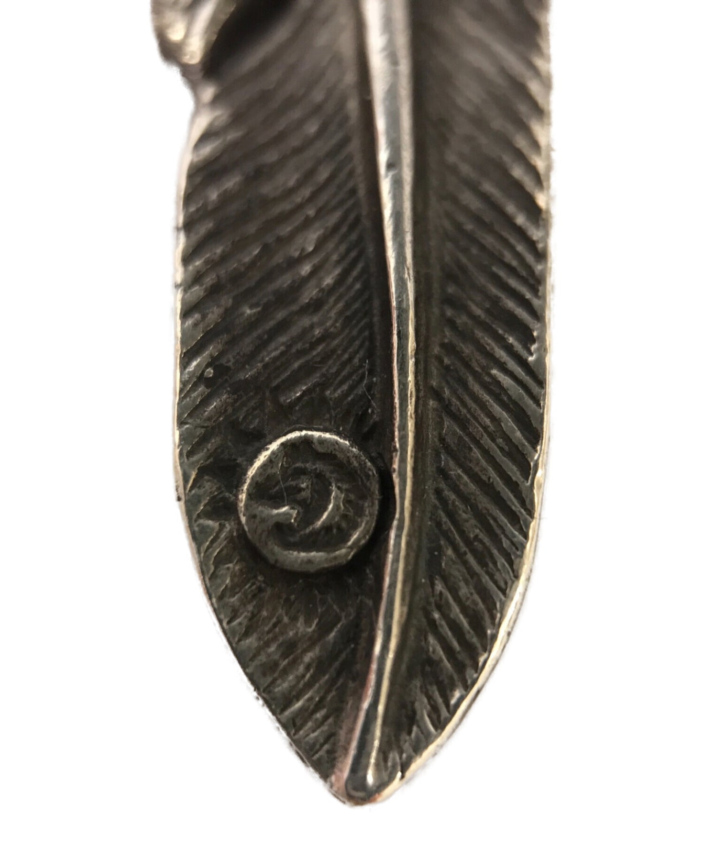 [Pre-owned] Tady & King Pendant Feather Top