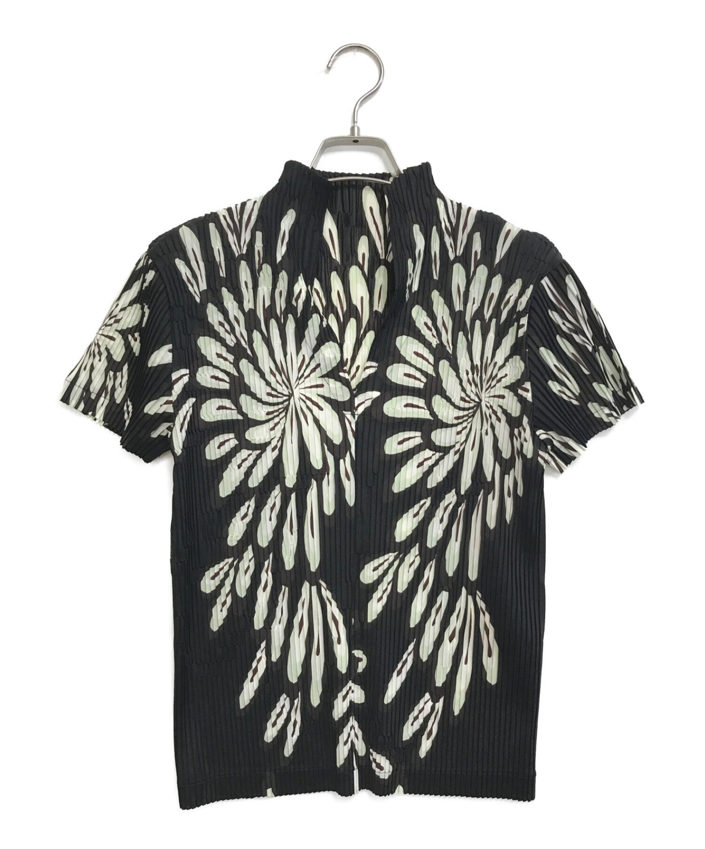 [Pre-owned] ISSEY MIYAKE Floral Pattern Short-Sleeved Pleated Cut and Sewn IM22FJ989
