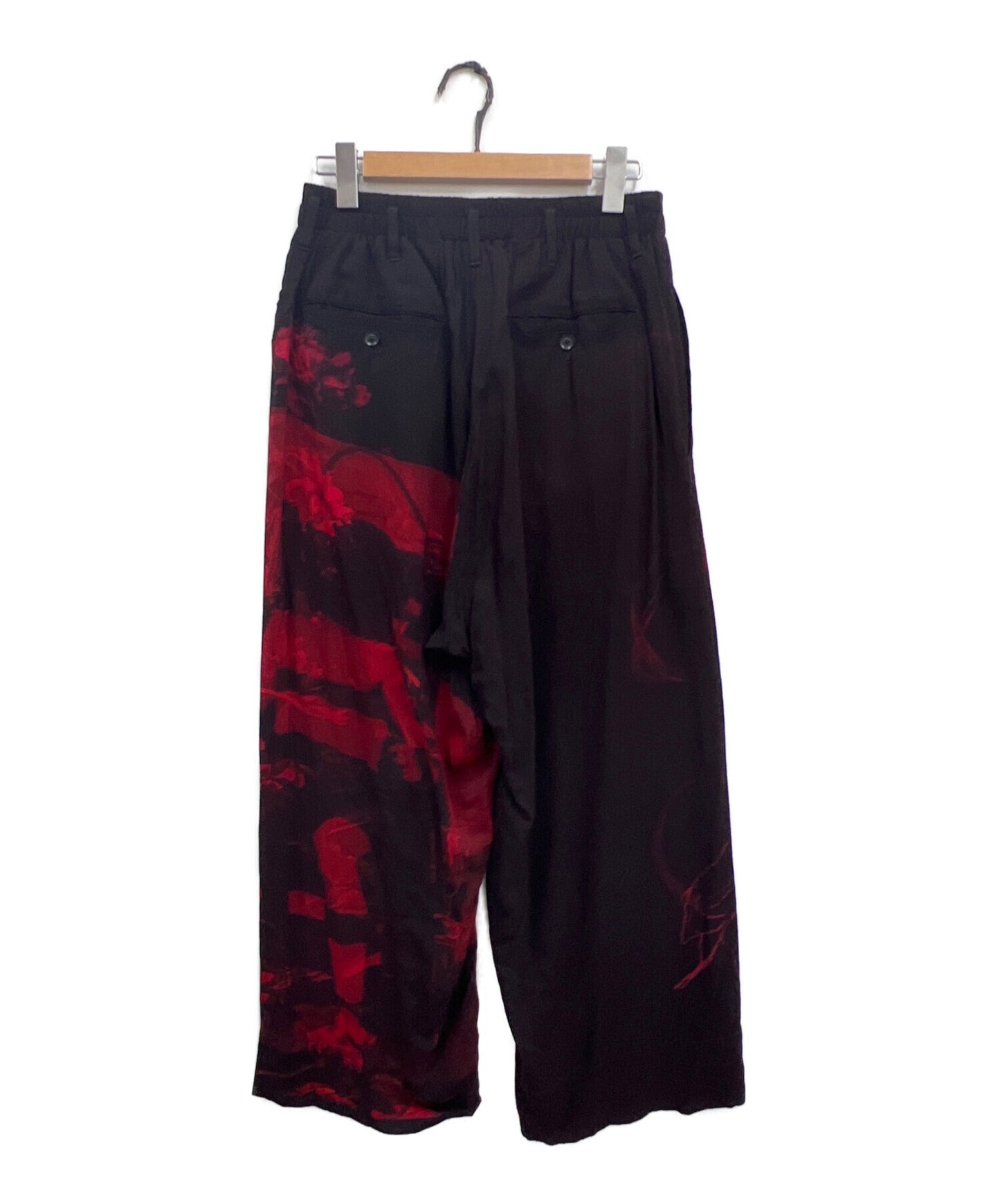Yohji Yamamoto pour homme Red print P with separate pattern on left and right HH-P81-811