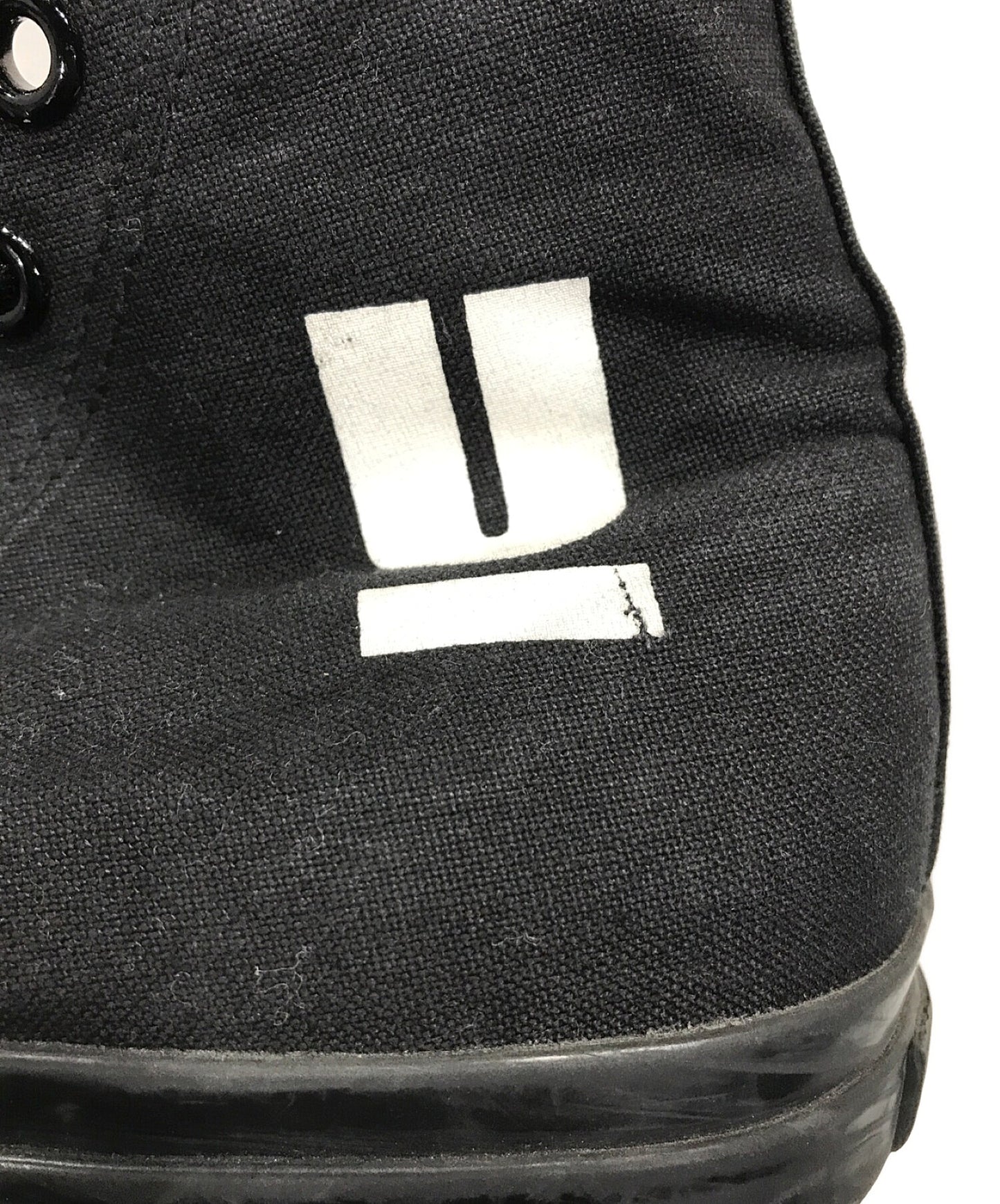 Undercover U โลโก้รองเท้าผ้าใบตัดสูง UCP4F03