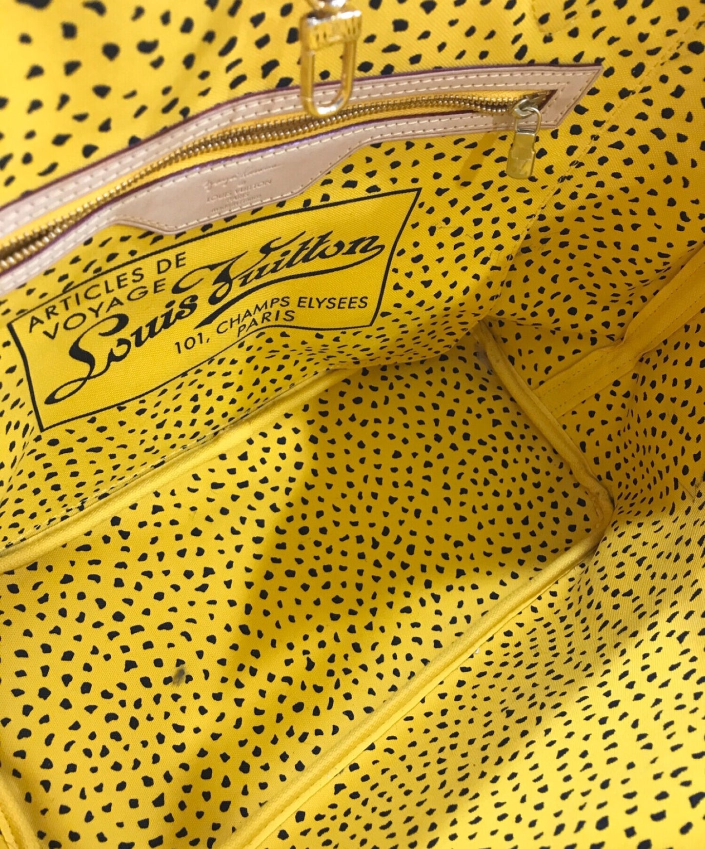 Louis Vuitton Tote Bag M40685