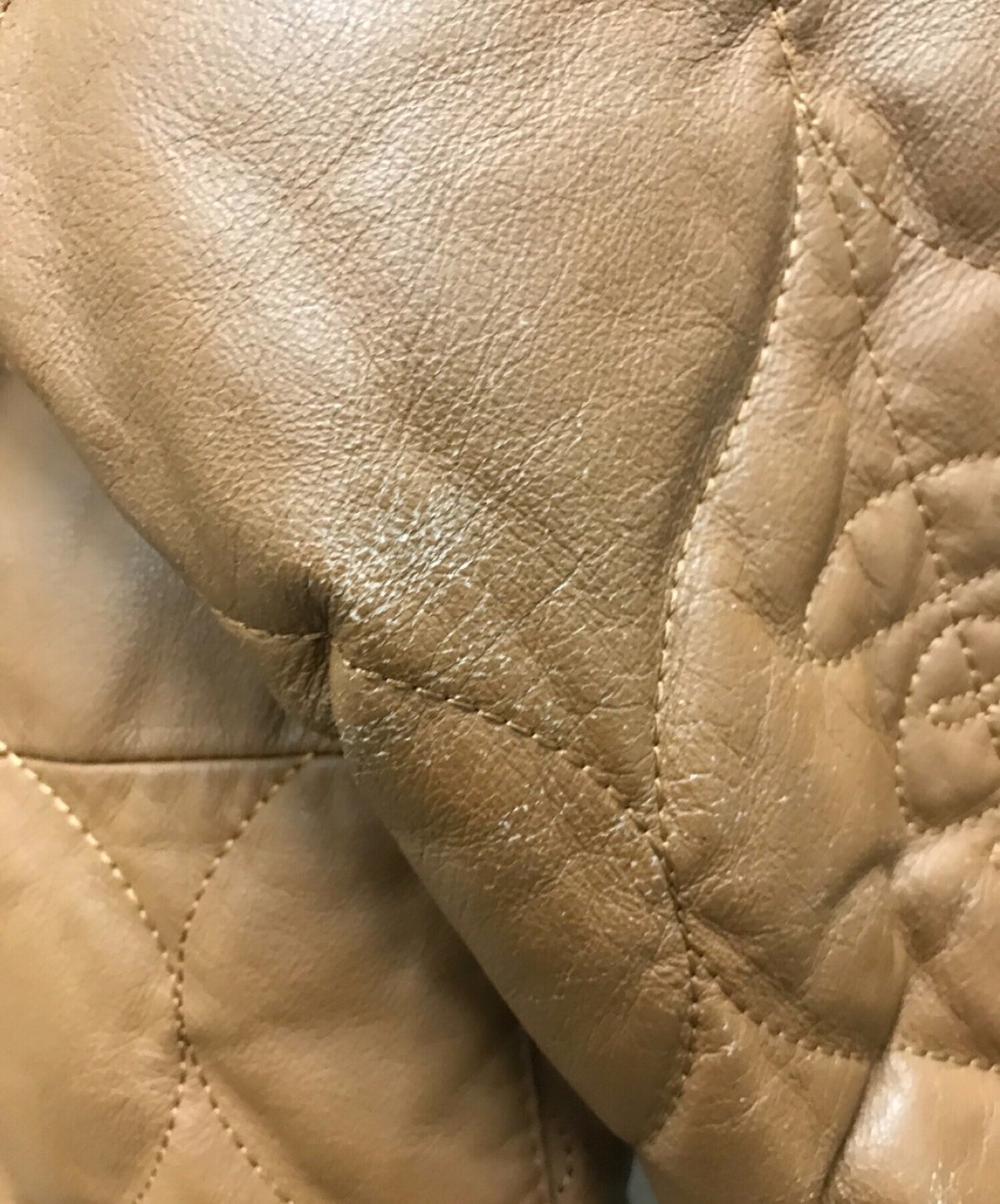 [Pre-owned] A BATHING APE Quilted Leather Down Jacket