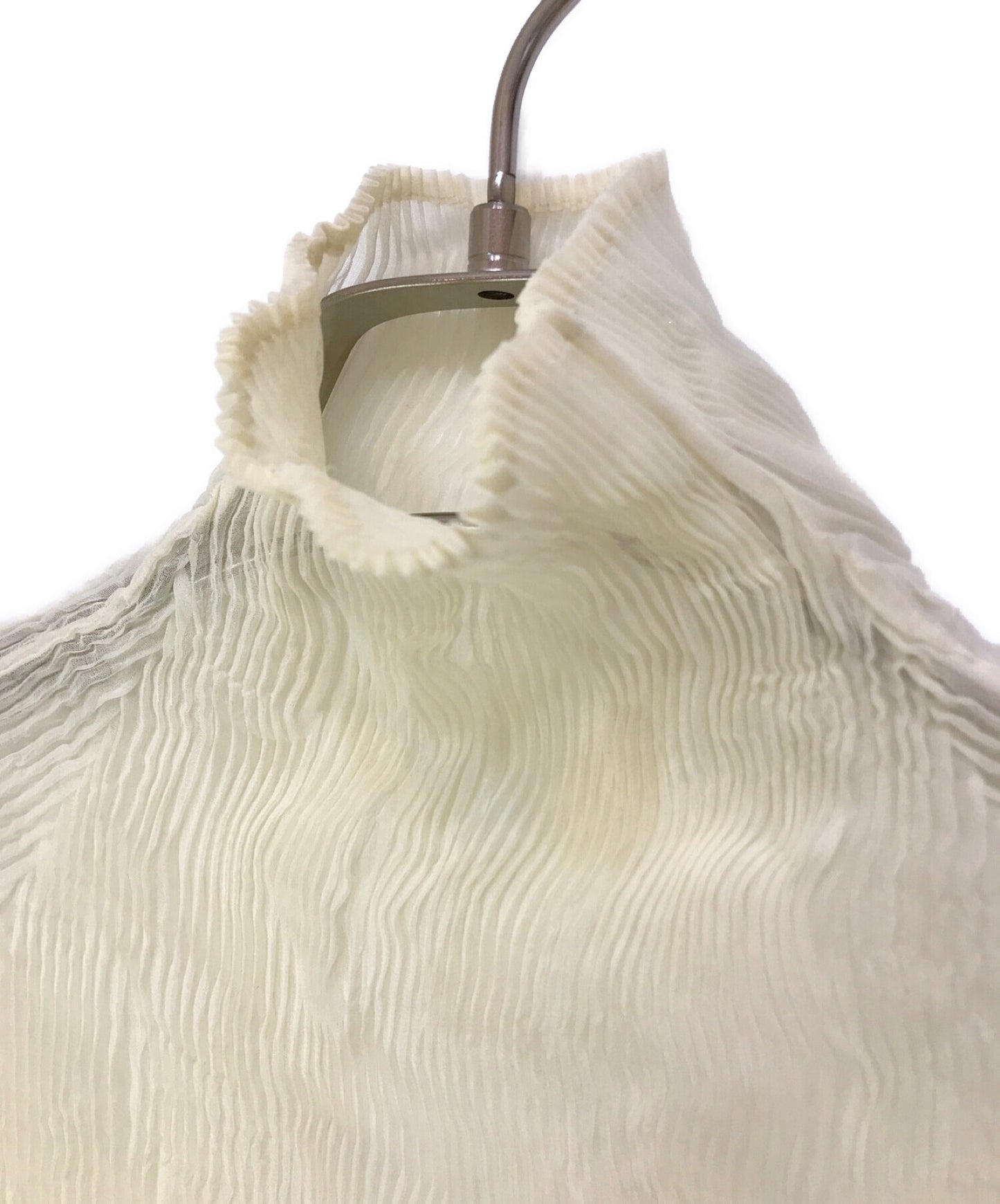 [Pre-owned] ISSEY MIYAKE High Neck Pleated Cut and Sewn IM53FJ418