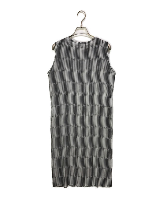 [Pre-owned] me ISSEY MIYAKE Sleeveless Pleated Dress M103FH402