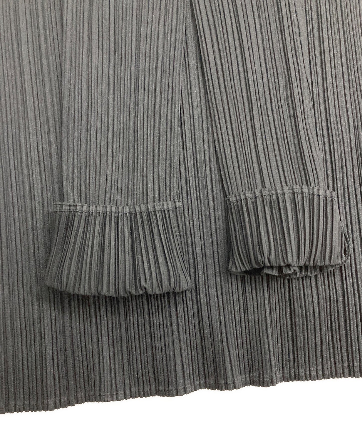 [Pre-owned] PLEATS PLEASE Pleated bottleneck cut and sewn PP04-JK604