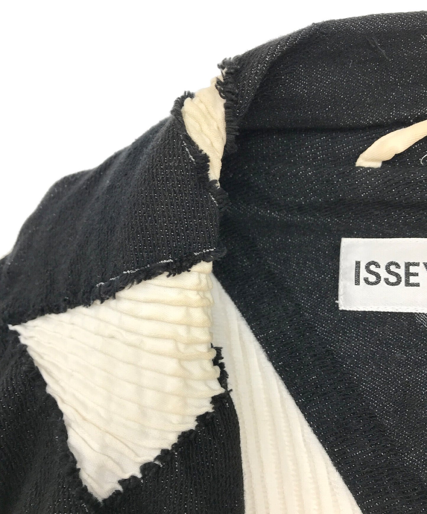 Issey Miyake 주름 Jacquard 재킷 패치 워크 코트 IM31FD505