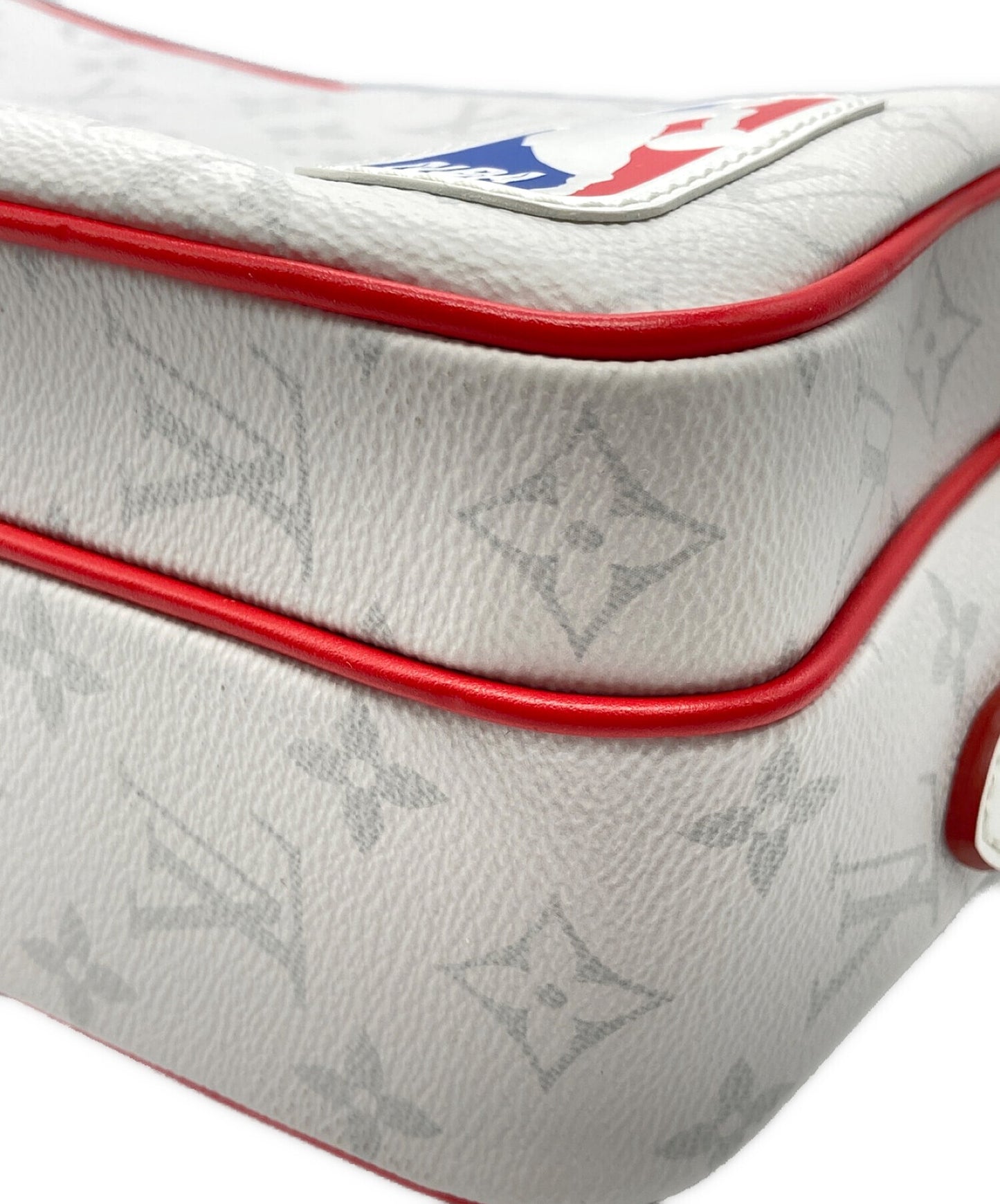 LOUIS VUITTON Monogram Nile PM Shoulder Bag NBA White M45583 LV