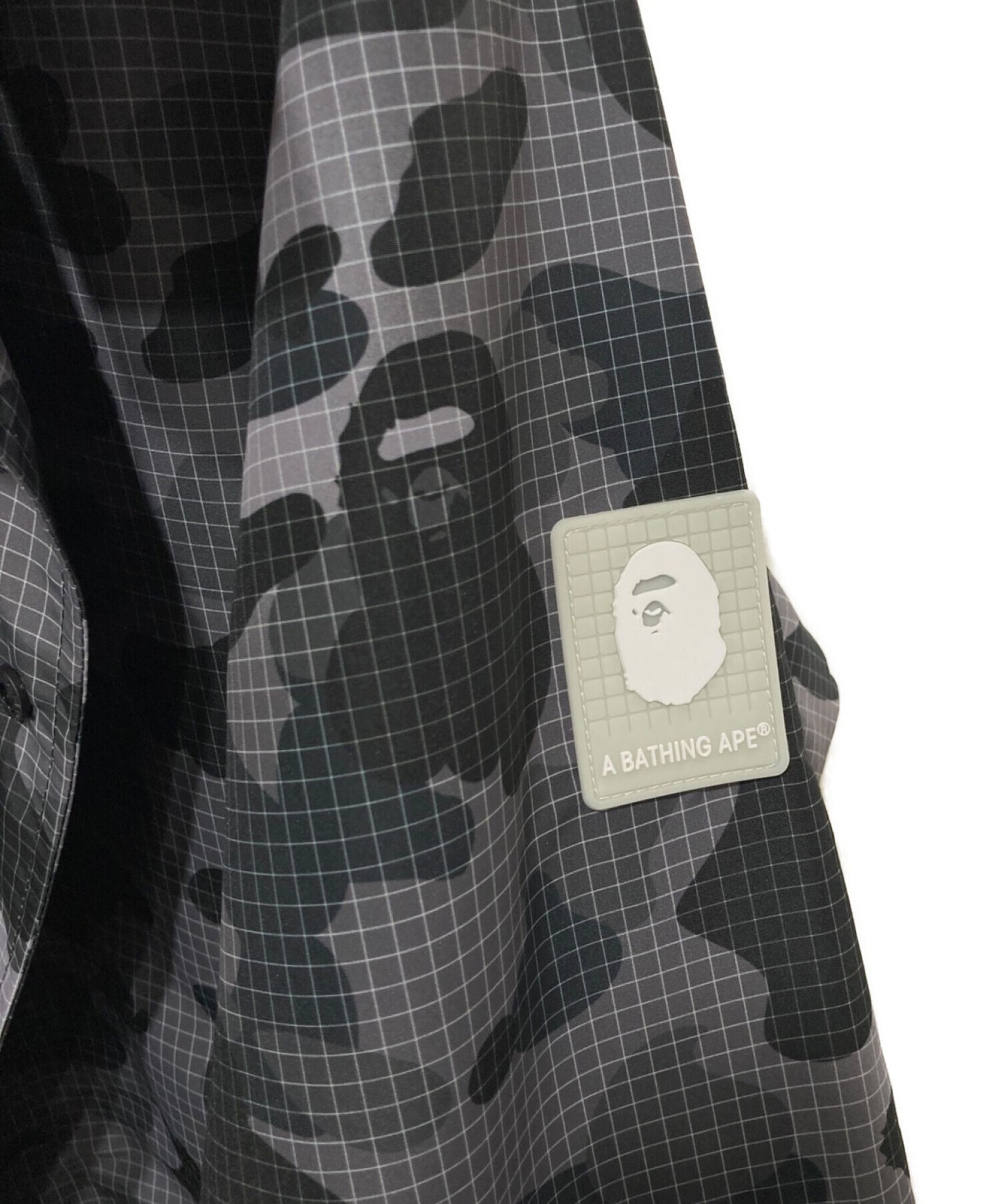 [Pre-owned] A BATHING APE Light-storing camouflage pattern nylon coat 001LJI801007M